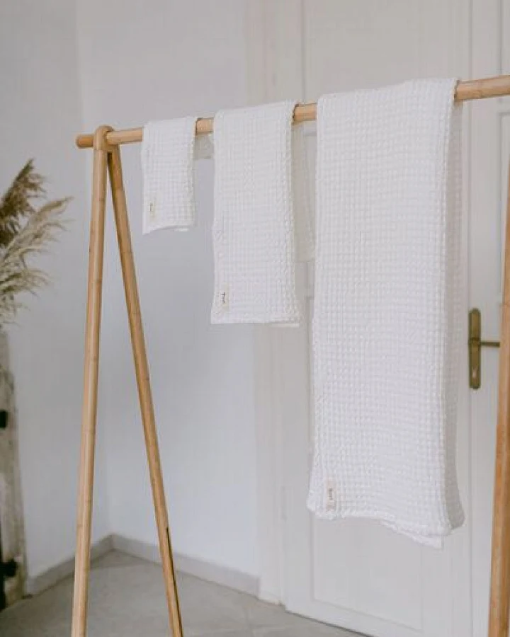 gust. Waffelhandtuch - Handtuch aus Leinen und Bio-Baumwolle – Hand towel - 50x70 cm