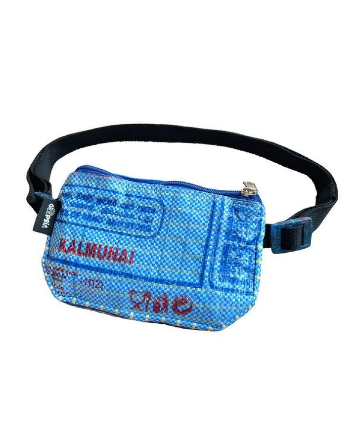 GOOPSI Upcycling Bauchtasche aus Reissack, Cross Body Bag – ultraleichte Hip Bag handgemacht & Fairtrade