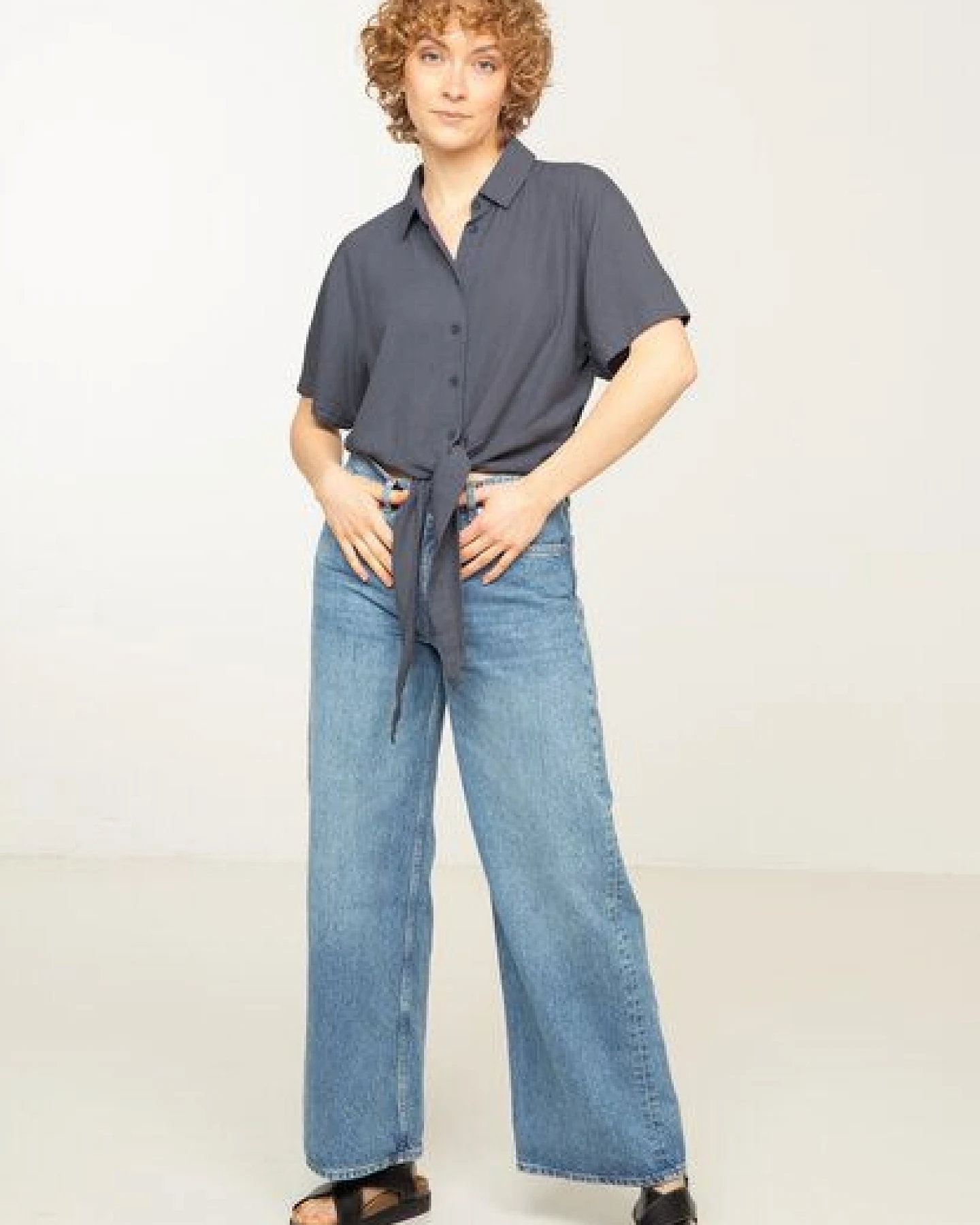 Damen Bluse aus Leinen und LENZING ECOVERO Viskose Mix - OCRA - recolution – Ansicht 2