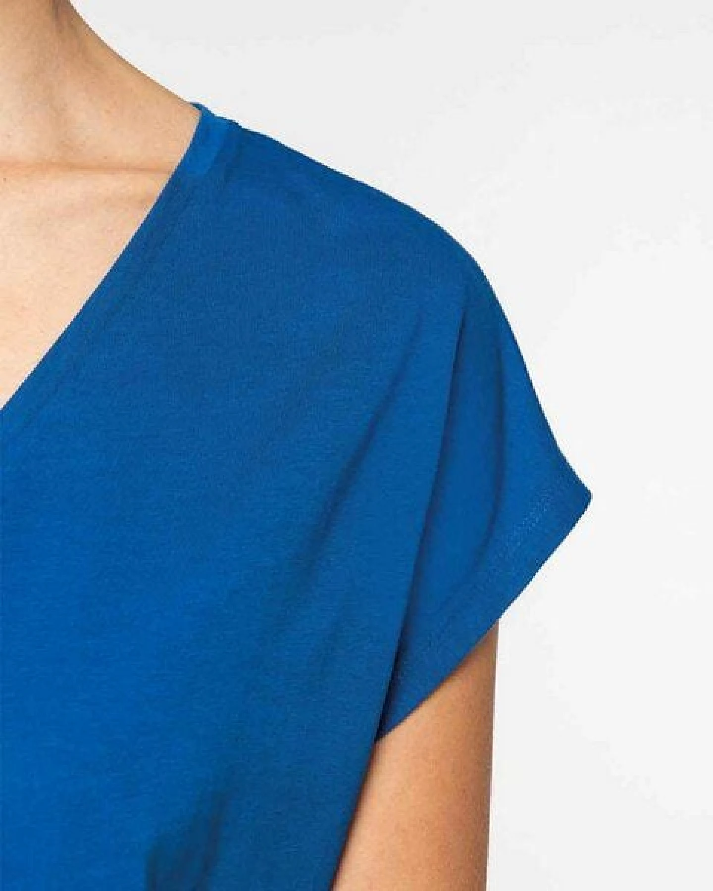 YTWOO Oversized Damen T-Shirt aus Bio-Baumwolle, V-Ausschnitt – Ansicht 3
