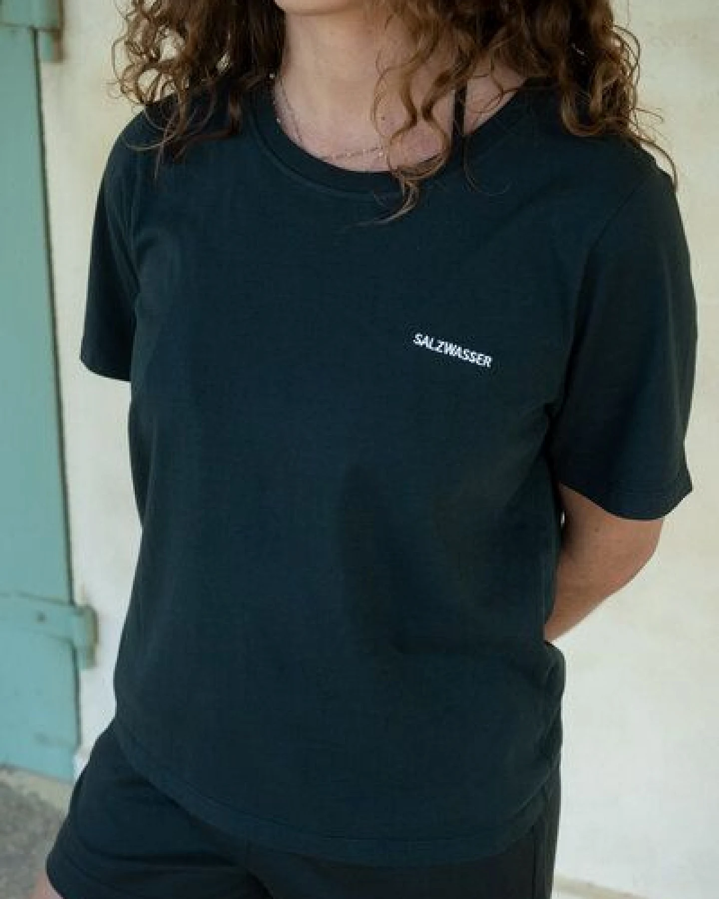 LOVA – T-Shirt (Damen) aus 100% Bio-Baumwolle (GOTS) von SALZWASSER – Ansicht 4