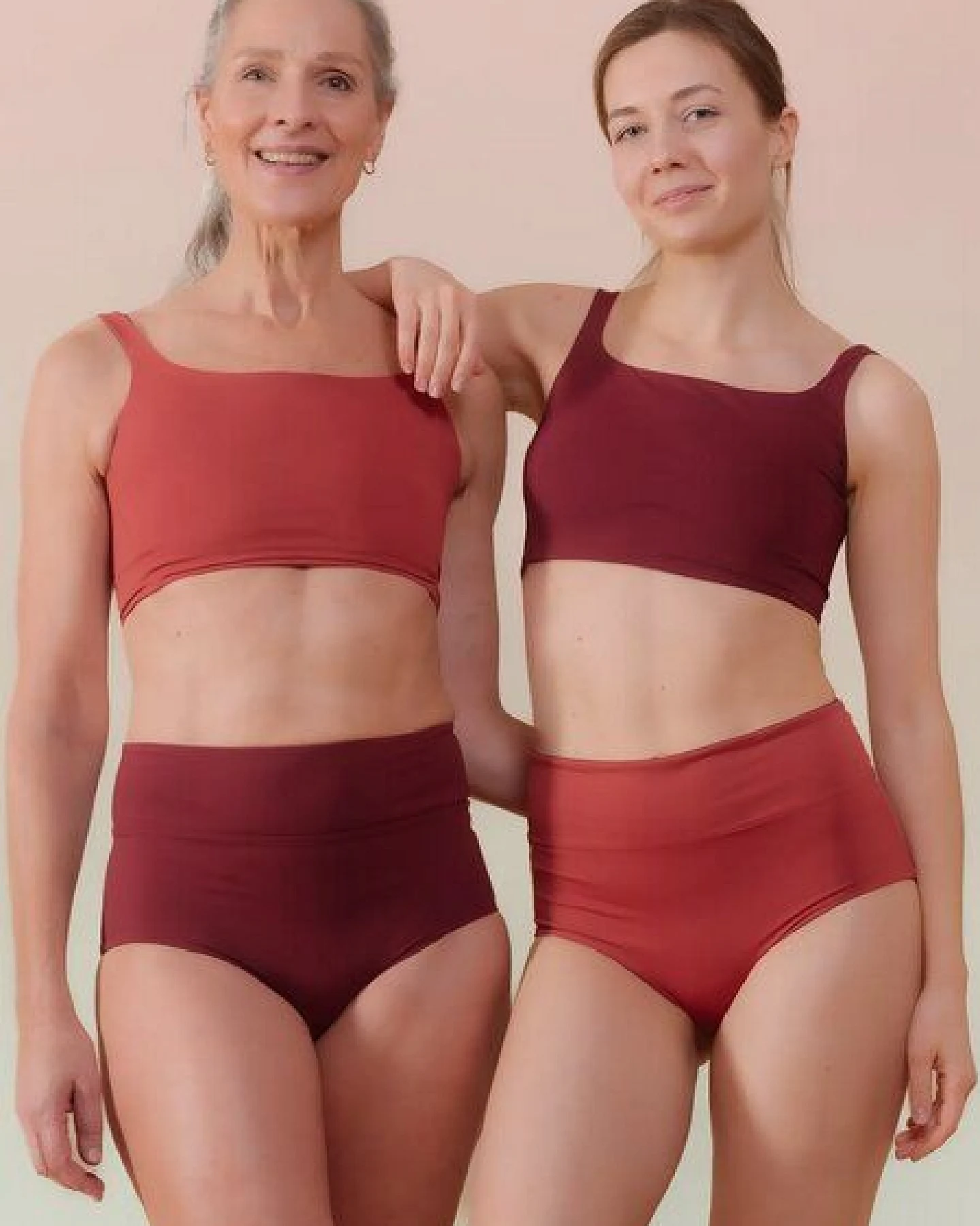 nice to meet me Wave Top . Wendbares Bikinioberteil – Ansicht 3