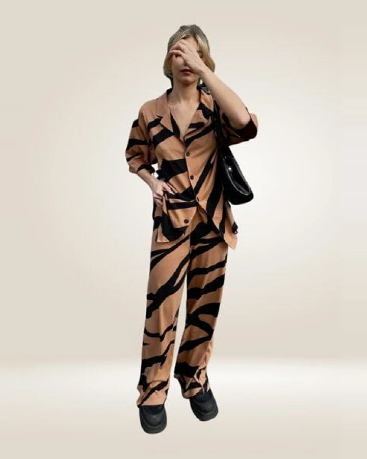 noemvri fashion label Modal Hemd - Tiger