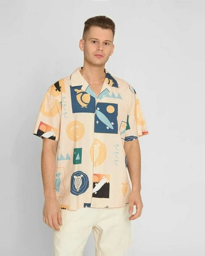 KnowledgeCotton Apparel Lockeres Hemd - AOP Urskog - aus Bio-Baumwolle