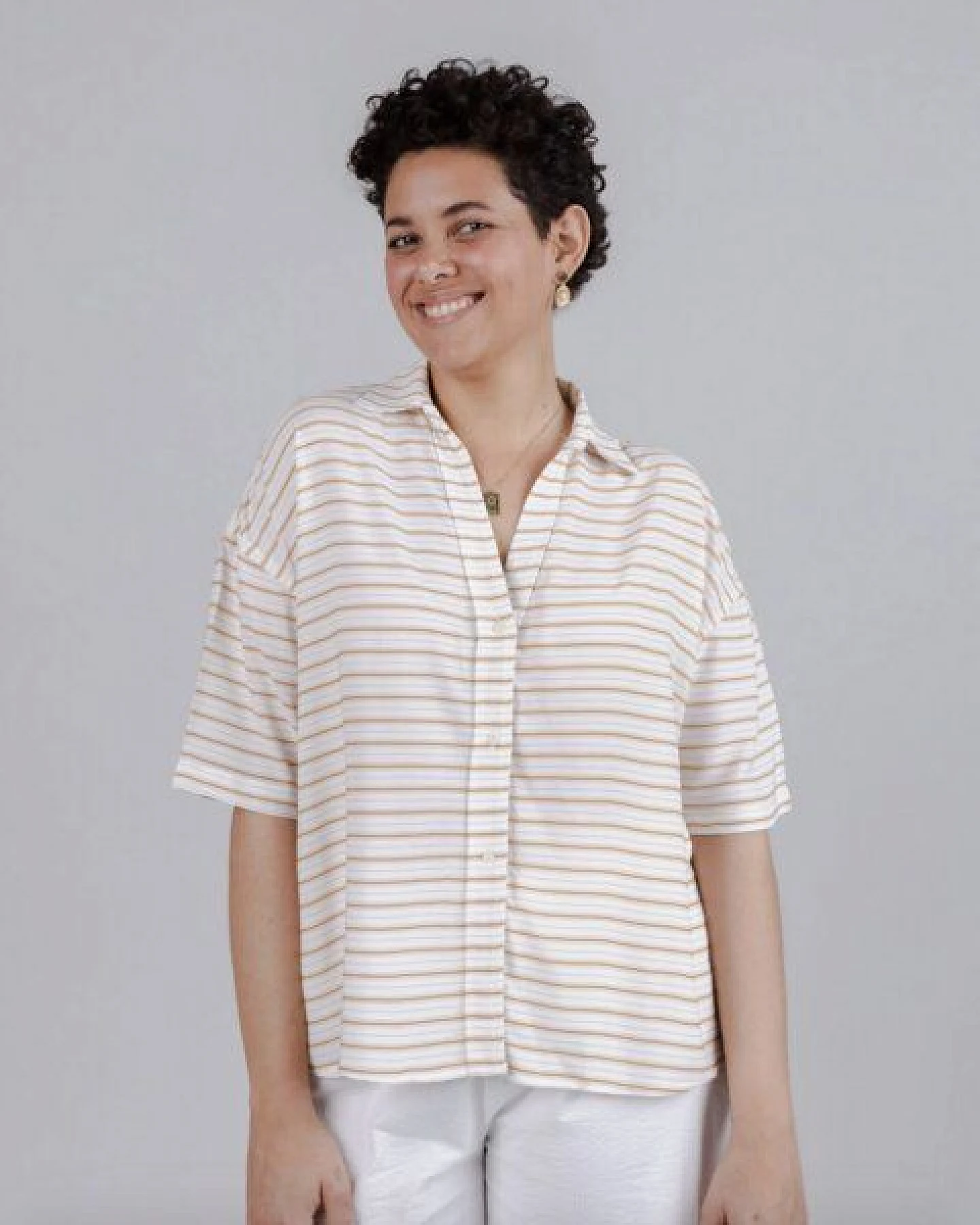 Brava Fabrics Mix Oversize Cropped Blouse Narciso – Ansicht 2