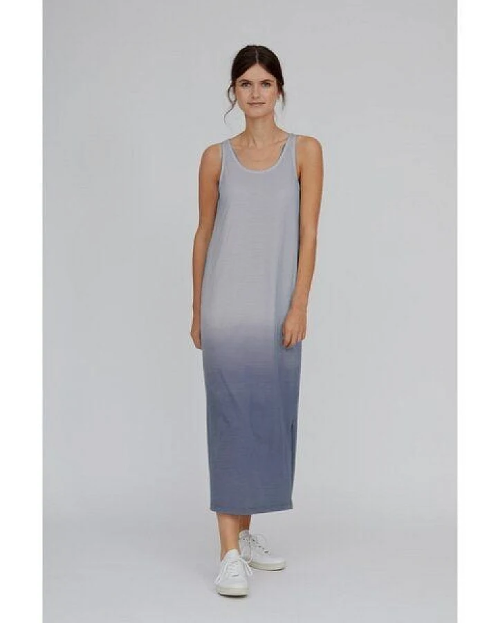 Basic Apparel Maxikleid REBEKKA DIP DYE aus Bio-Baumwolle