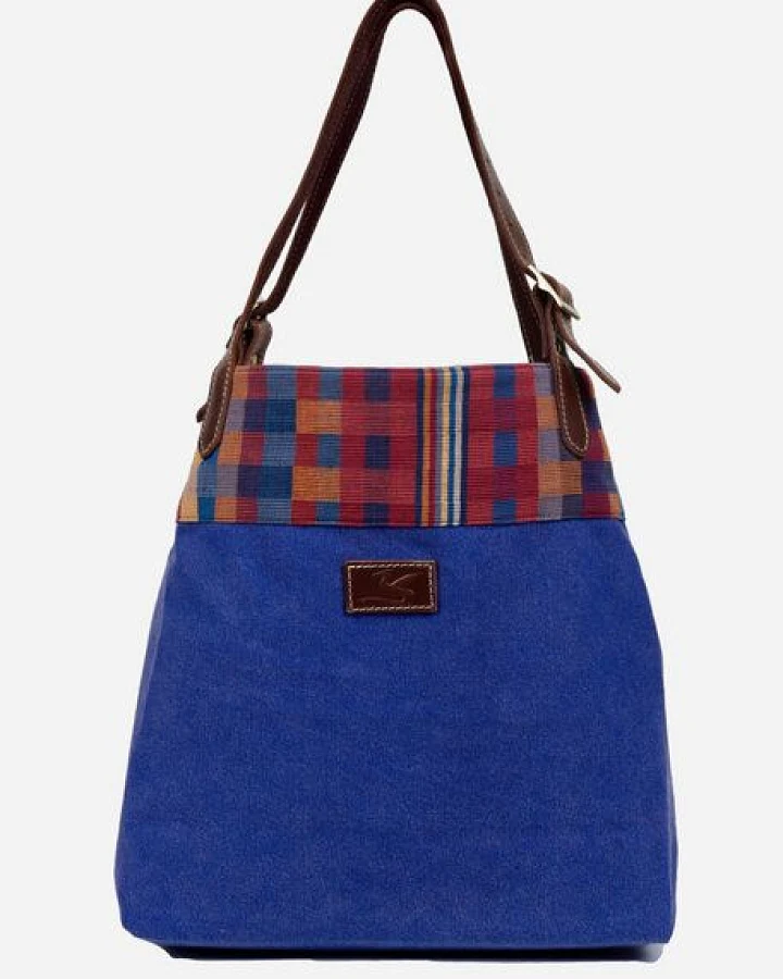 Blau