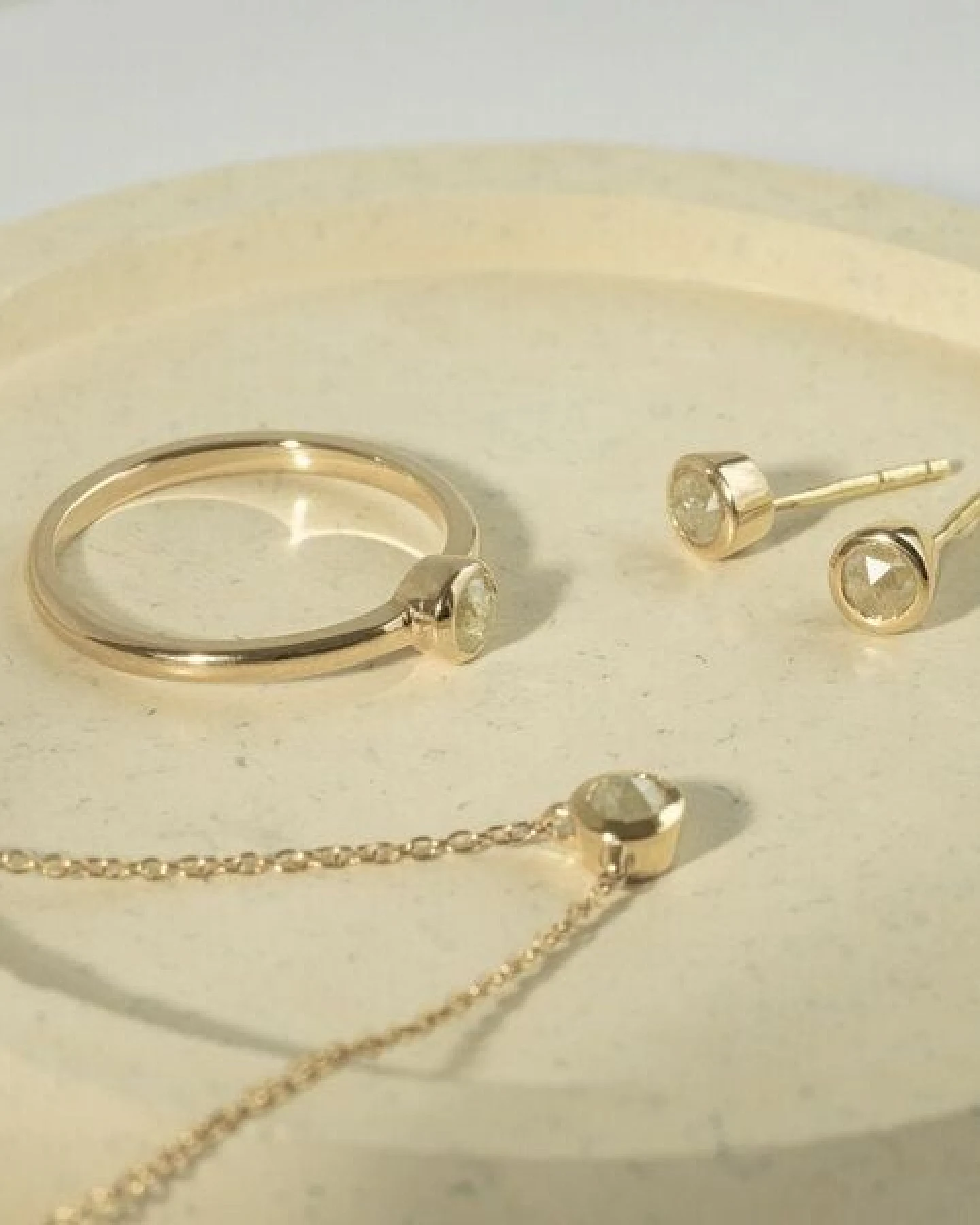 Eppi Schmuck-Set mit Salt and Pepper Diamanten Jana – Ansicht 2