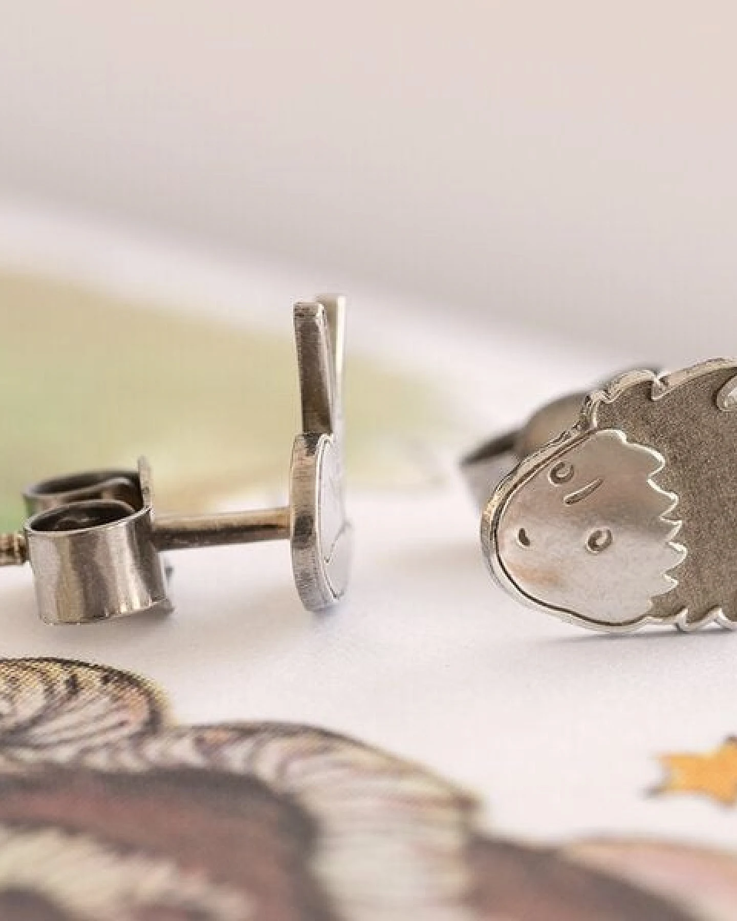 Eppi Ohrstecker aus Gold Der Kleine Prinz und der Fuchs – Ansicht 4