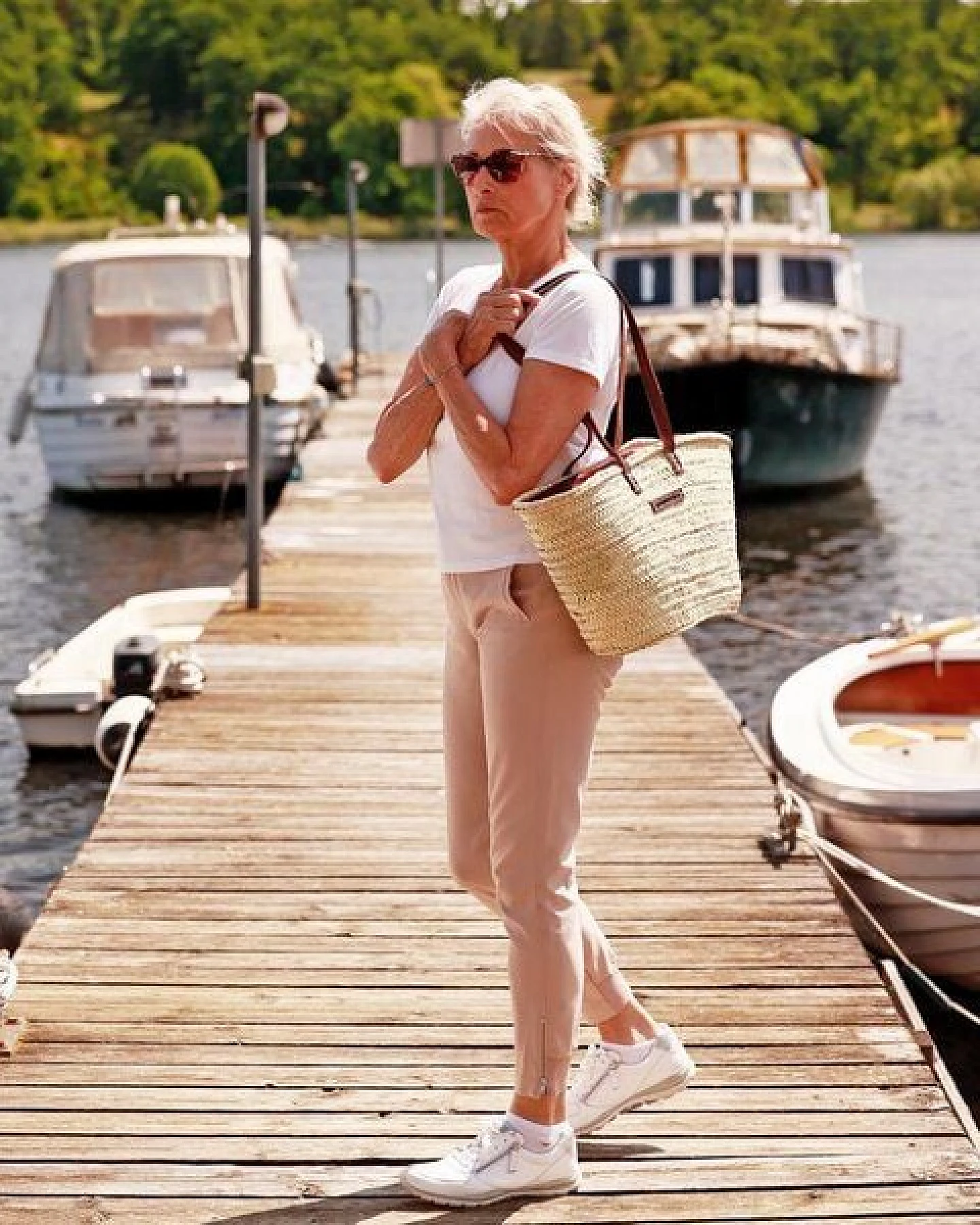 NATUREHOME Palmblatt Korb - Großer Einkaufskorb mit Ledergriff, Handgefertigt aus Naturmaterial, Strandtasche & Shopper für Markt und Urlaub – Ansicht 3