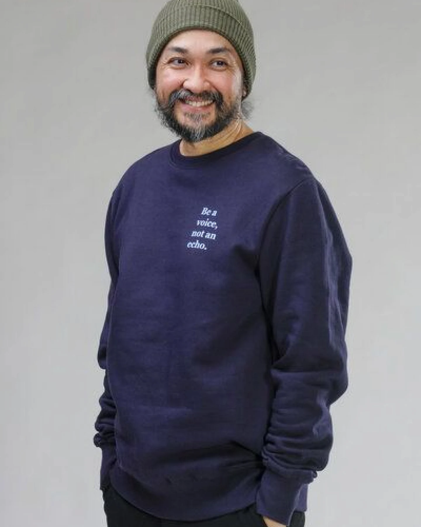 YogiLiebe Herren Sweatshirt "VOICE" Bio-Baumwolle Blau – Ansicht 2