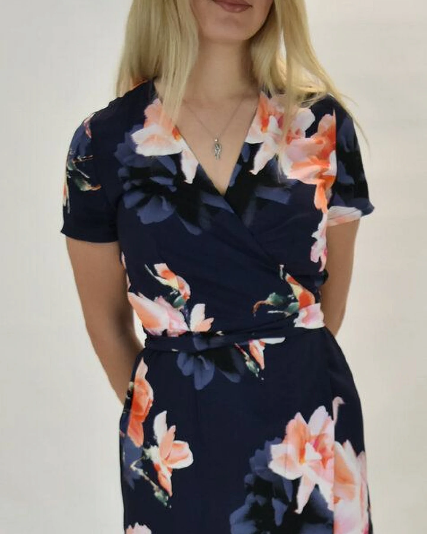 Aatise Wickelkleid 100% EcoVero Kurzarm Ziska- in Franckreich hergestellt – Ansicht 2