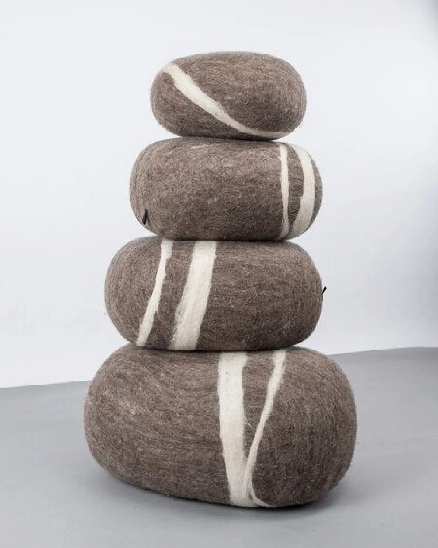 myfelt Filz Kieselstein (Pouf), 100% Schurwolle – Ansicht 4