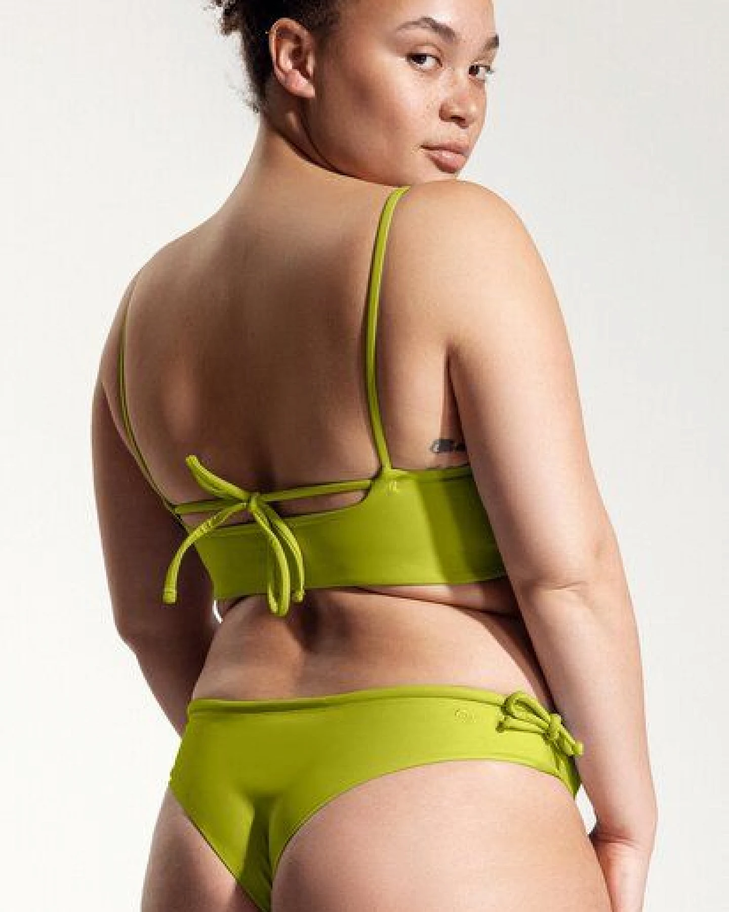 Oy Surf Bikini Oberteil „Buri“ – Ansicht 2