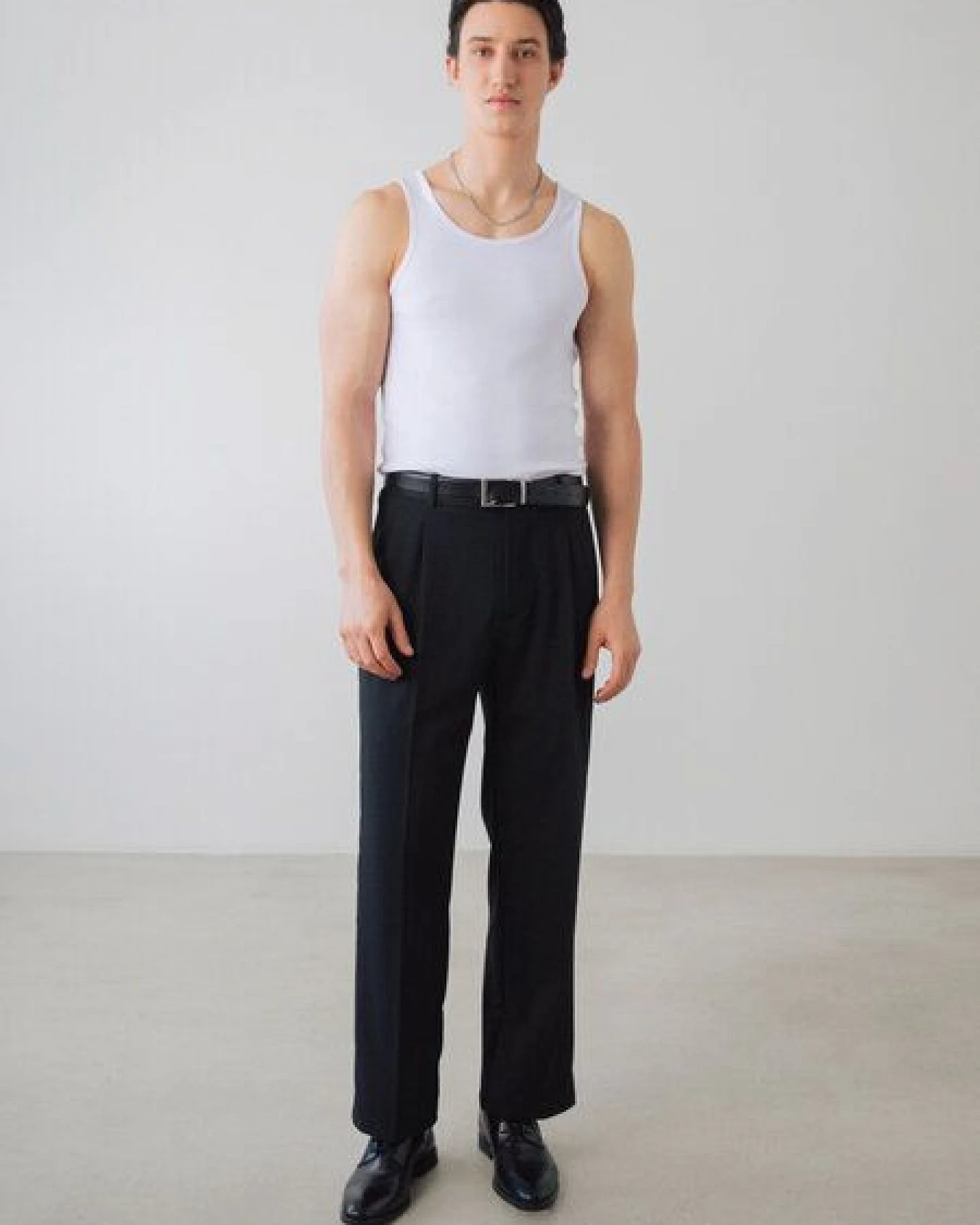 Honest Basics Herren Geripptes Tanktop aus Bio- und recycelter Baumwolle – Ansicht 4