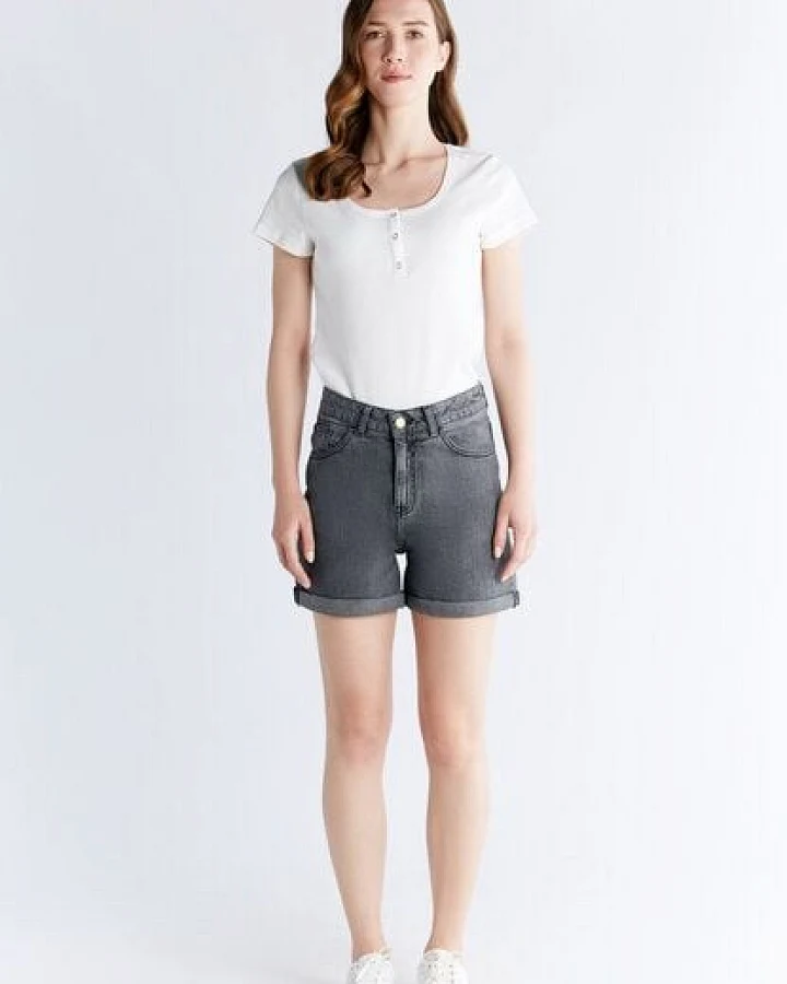 Evermind Women's Mom Shorts-WN3010