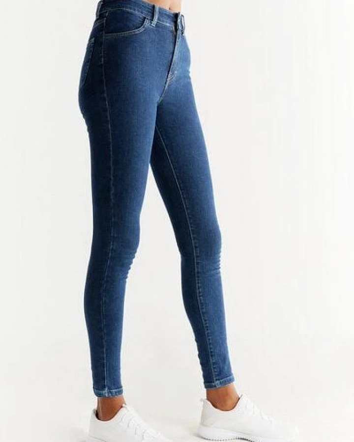 Lapis Blue