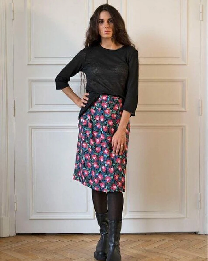Aatise Kurzer bedruckter Wickelrock Zana aus 100% EcoVero