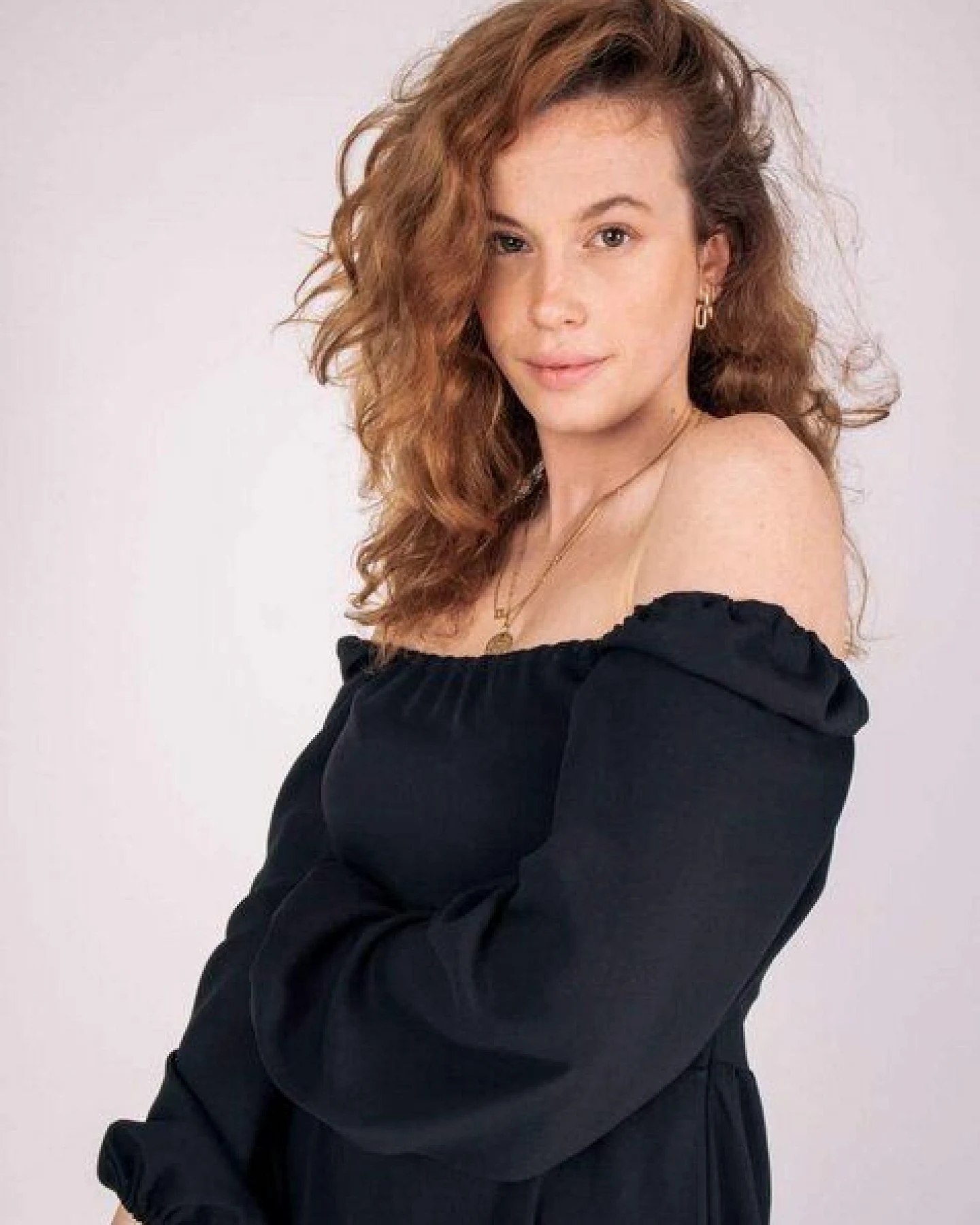 Aatise Kleid Zéfi mit langen Ärmeln aus EcoVero uni schwarz – Ansicht 4