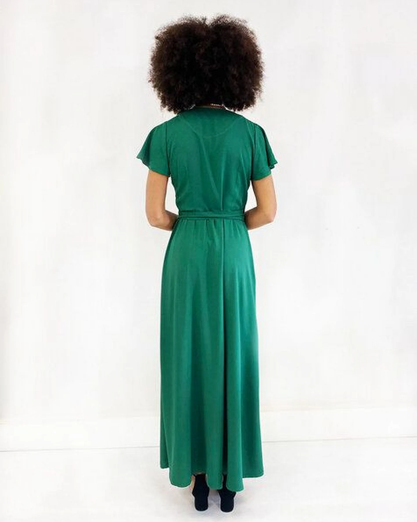 Aatise Langes Abendkleid im Wickeleffekt Zermonie 100% EcoVero – Ansicht 3