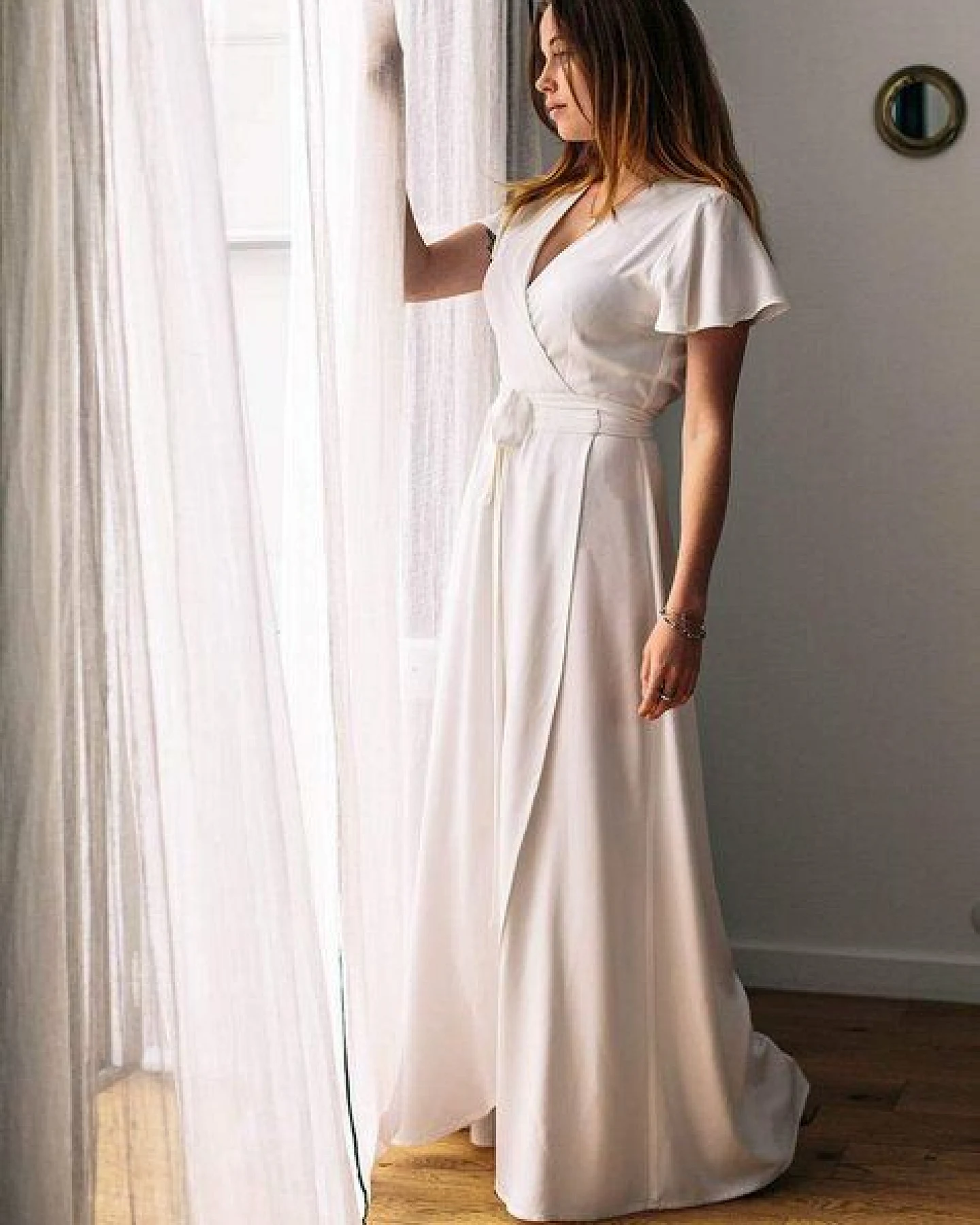 Brautkleid - Wickelkleid mit Schmetterlingsärmel Zermonie weiß Aatise 100% EcoVero – Ansicht 2