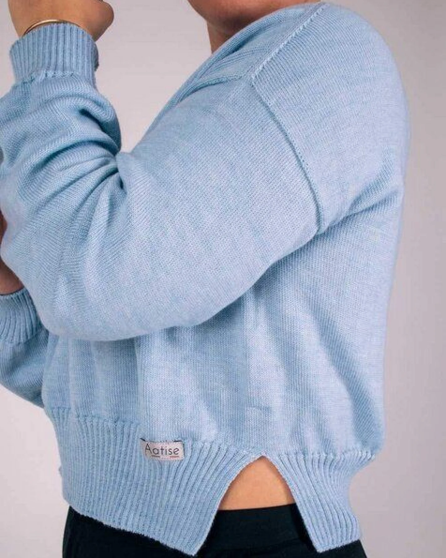 Aatise Zundry Damen Pullover mit halsnahem Rundkragen 100% Merinowolle muesling free Made in France – Ansicht 2