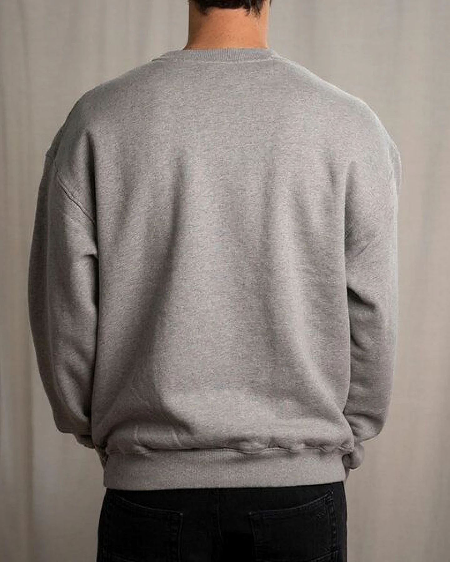 Vresh Clothing Viliz - Unisex Oversized Sweater aus Biobaumwolle – Ansicht 3