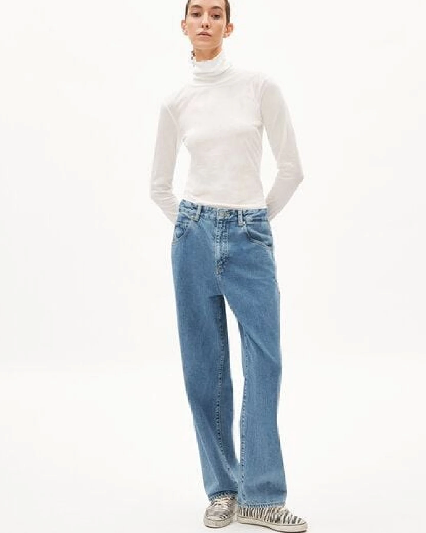 ARMEDANGELS GRAZILIAA SOFT - Damen Longsleeve Slim Fit aus Bio-Baumwolle – Ansicht 4