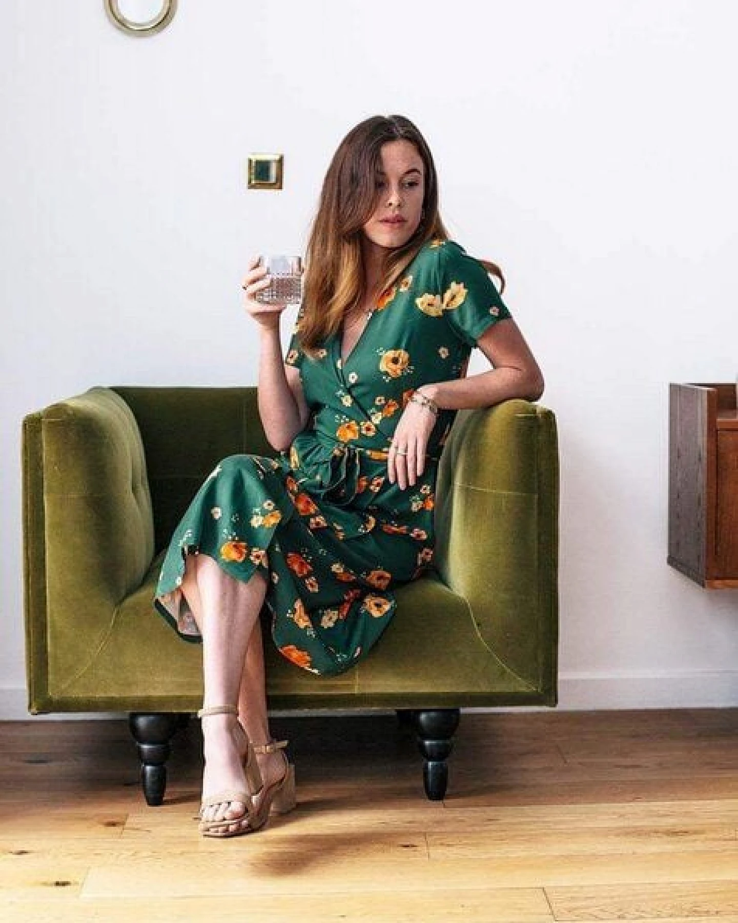 Aatise Wickelkleid Zovy Schmetterlingsärmel Druck 100% EcoVero – Ansicht 4