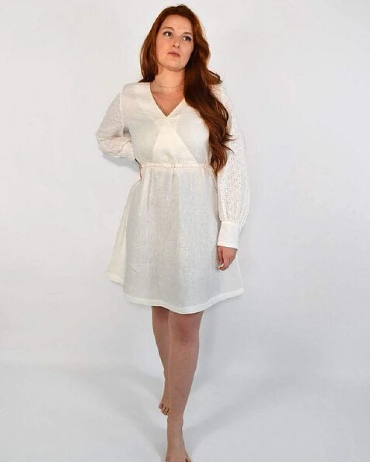 Aatise Zomi Kleid mit elastischer Taille, weiss, Langarm