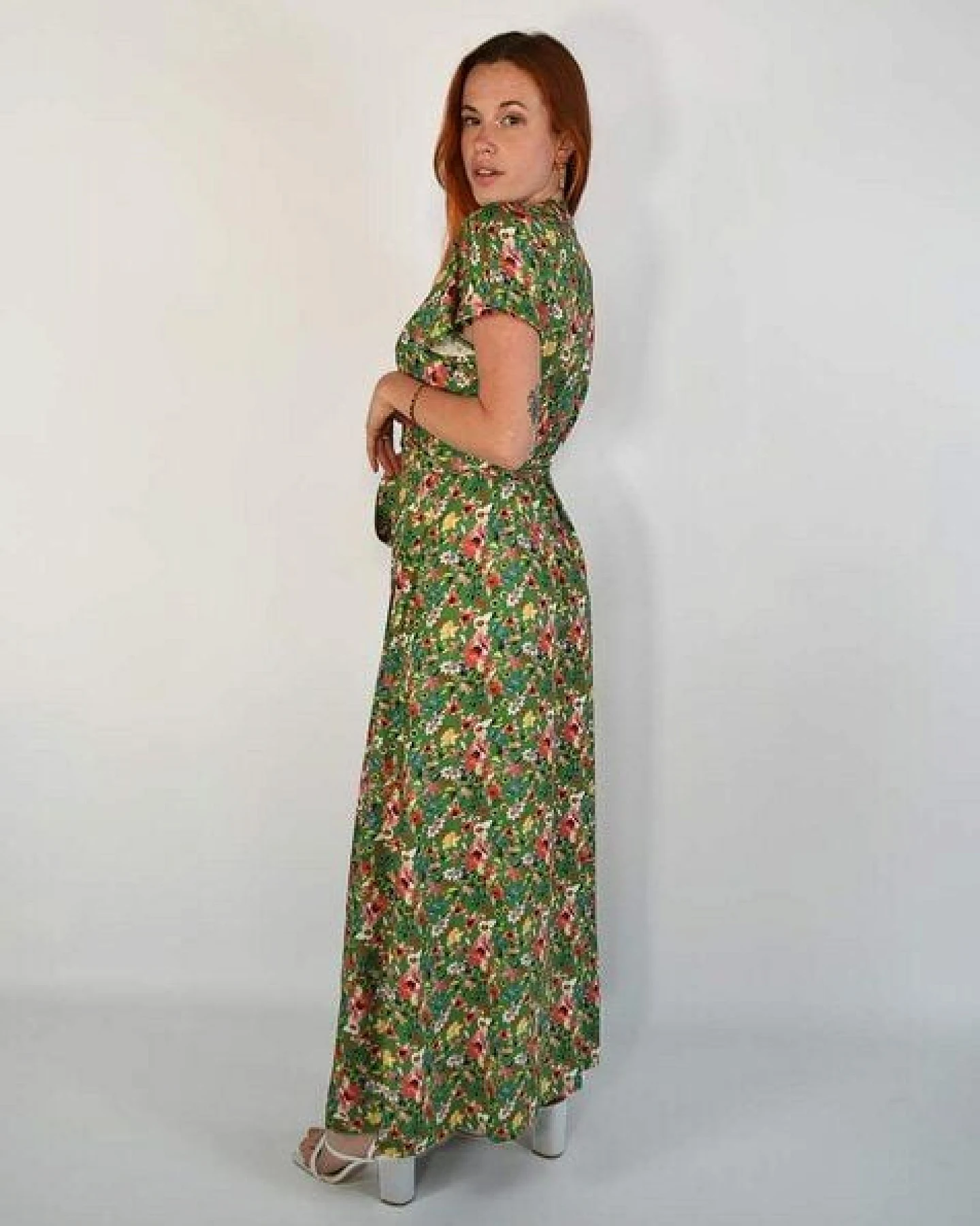 Aatise Langes Sommerkleid/Festkleid Zady mit Schmetterlingsärmel, 100% EcoVero – Ansicht 4