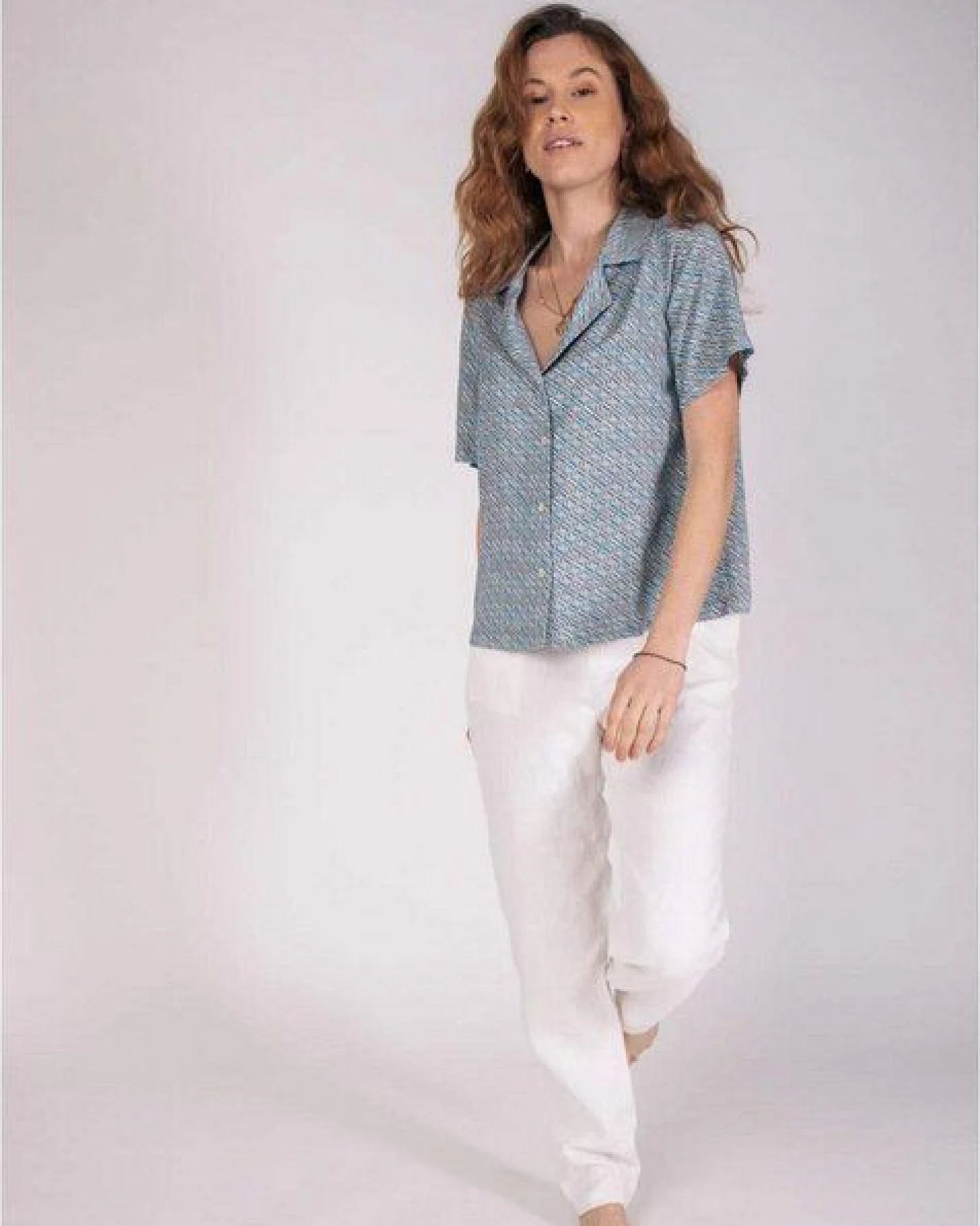 Aatise Oversize-Bluse mit kubanischem Zavi 100% EcoVero – Ansicht 2