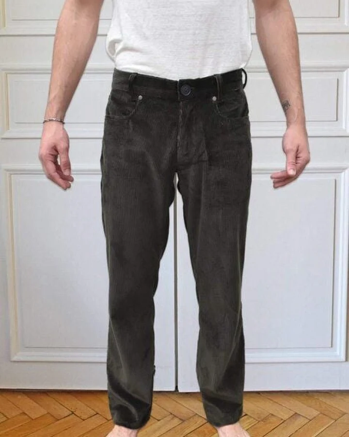 Aatise Cordhose regular fit Zanzibar aus Upgecyceltem Cord 100% Baumwolle