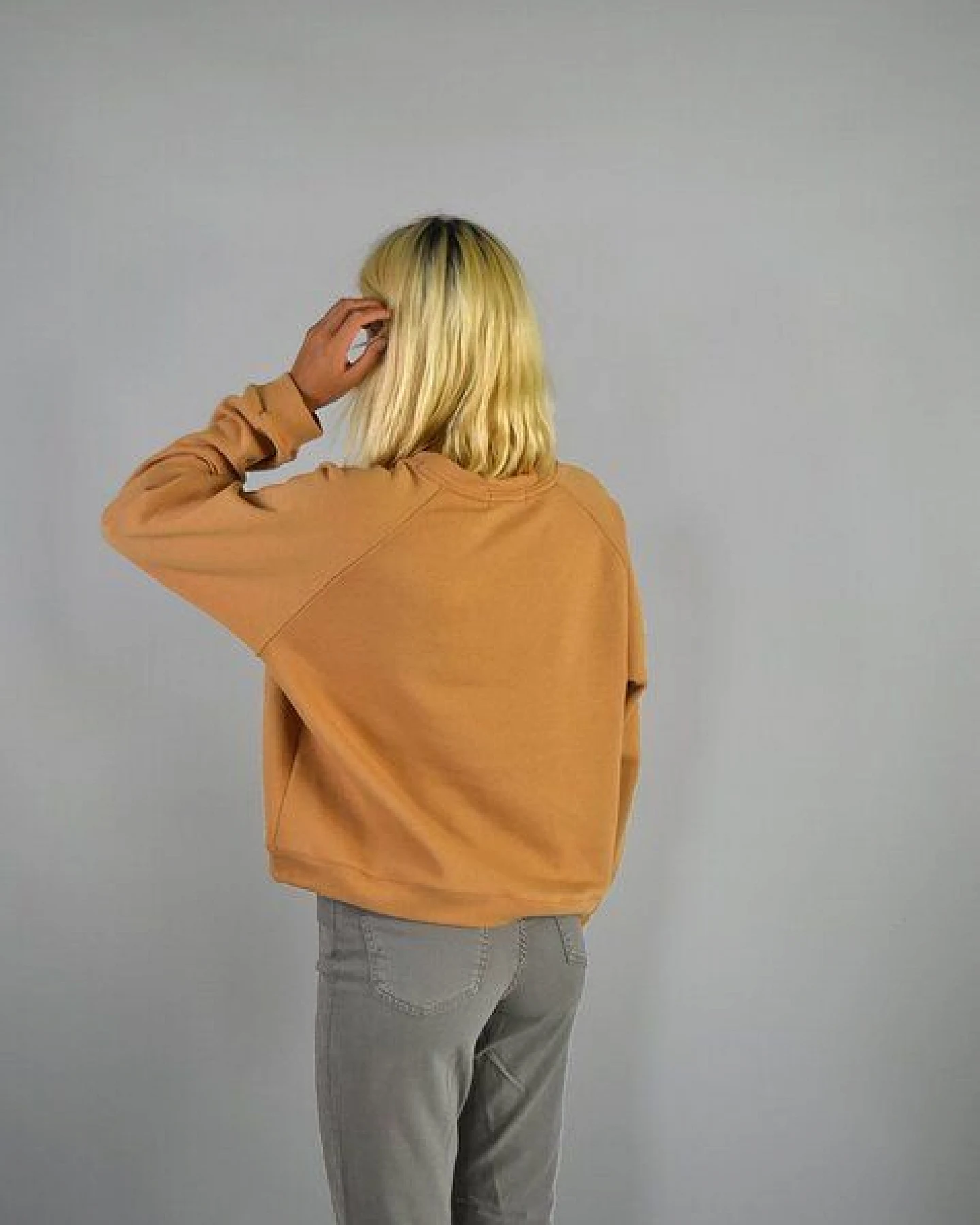Aatise Damen-Sweatshirt Zago aus upgecycelter Bio-Baumwolle – Ansicht 2