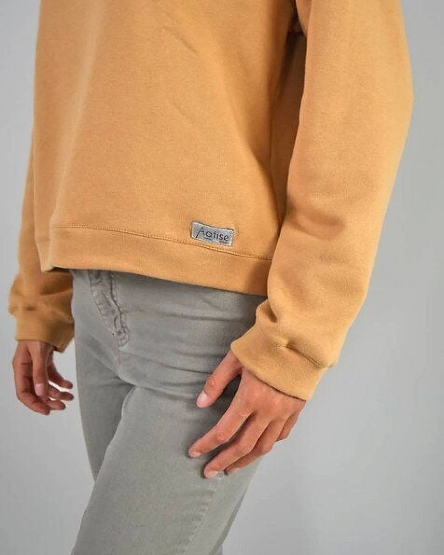Aatise Damen-Sweatshirt Zago aus upgecycelter Bio-Baumwolle – Ansicht 3