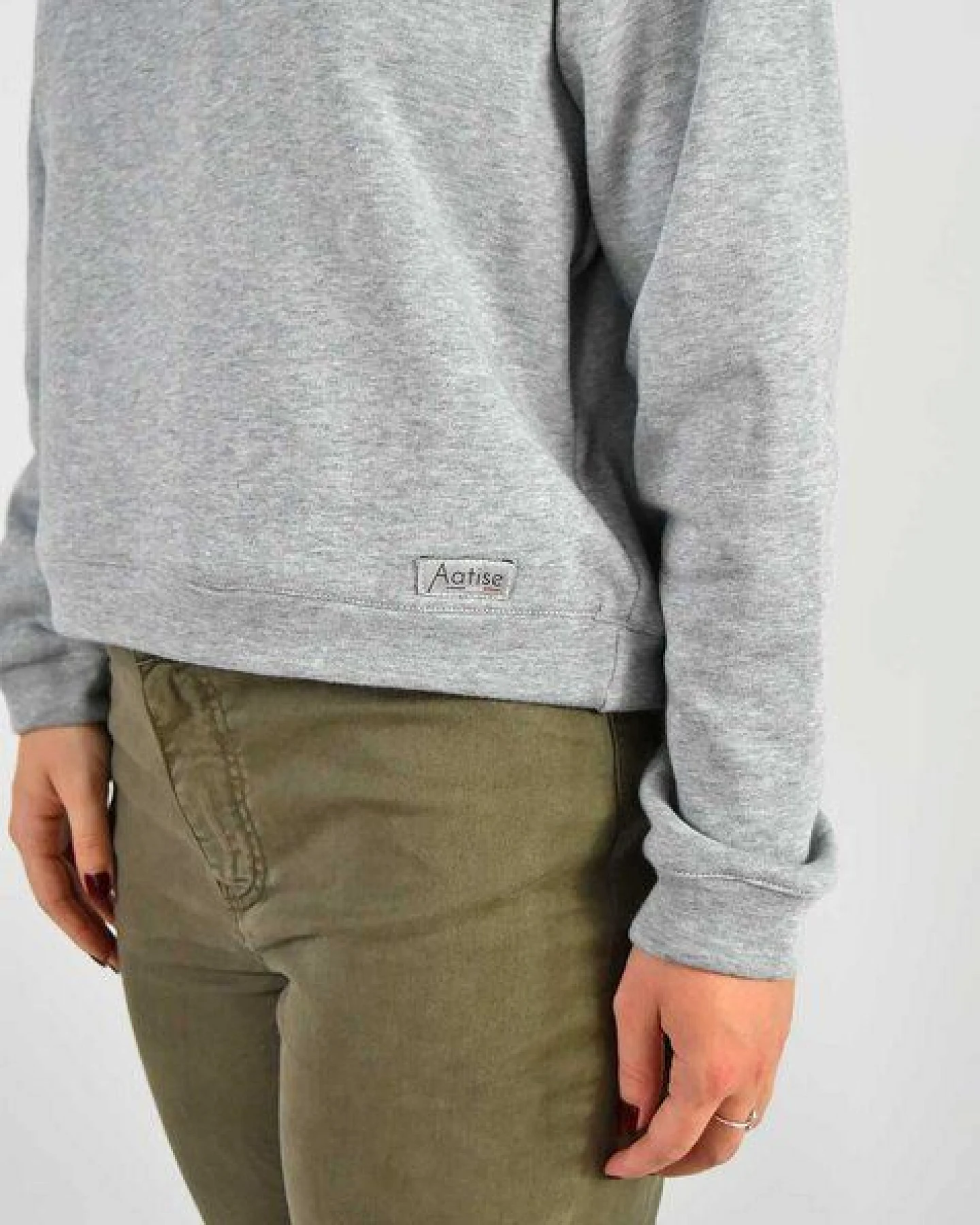 Aatise Damen-Sweatshirt Zago aus upgecycelter Bio-Baumwolle – Ansicht 2