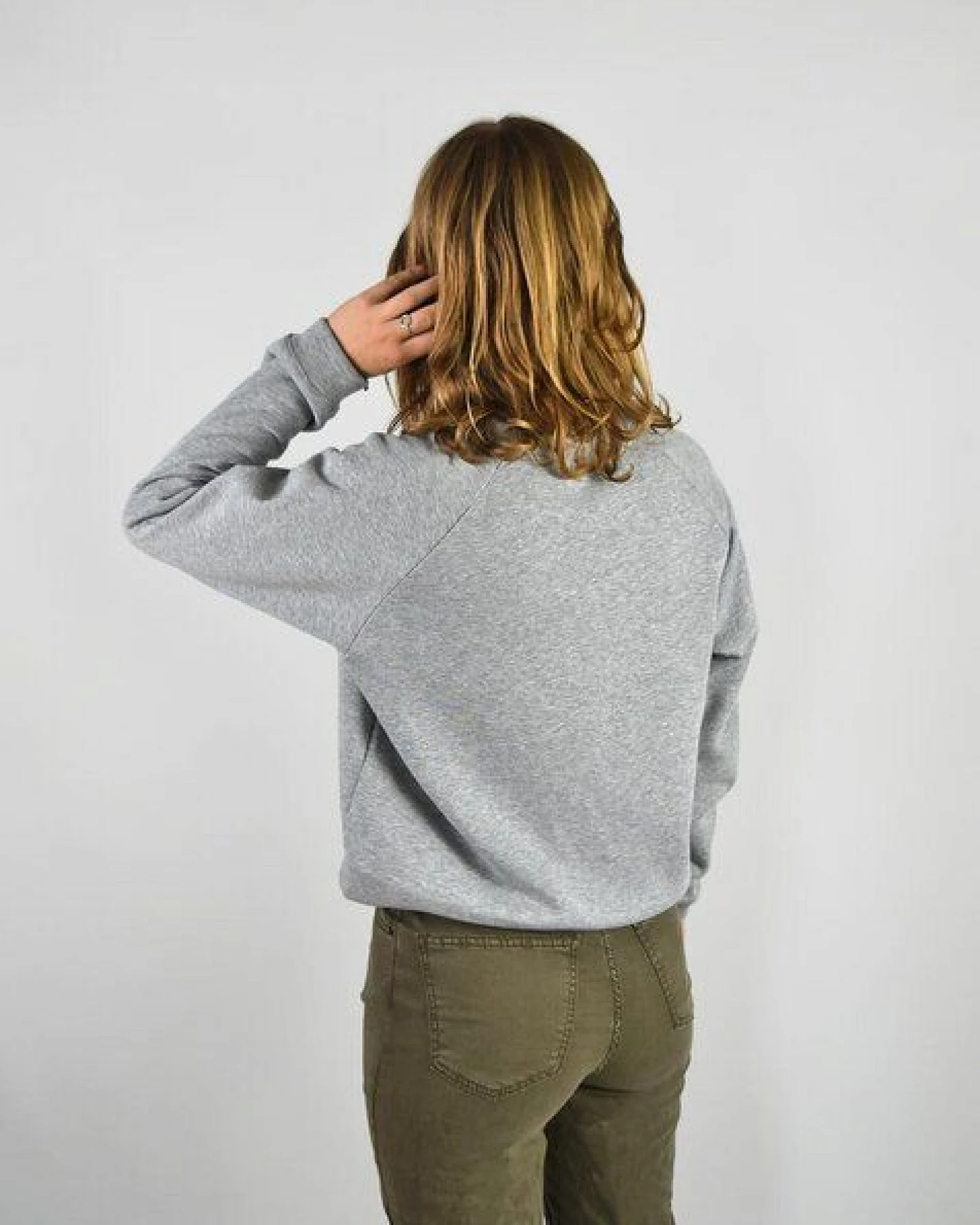 Aatise Damen-Sweatshirt Zago aus upgecycelter Bio-Baumwolle – Ansicht 3