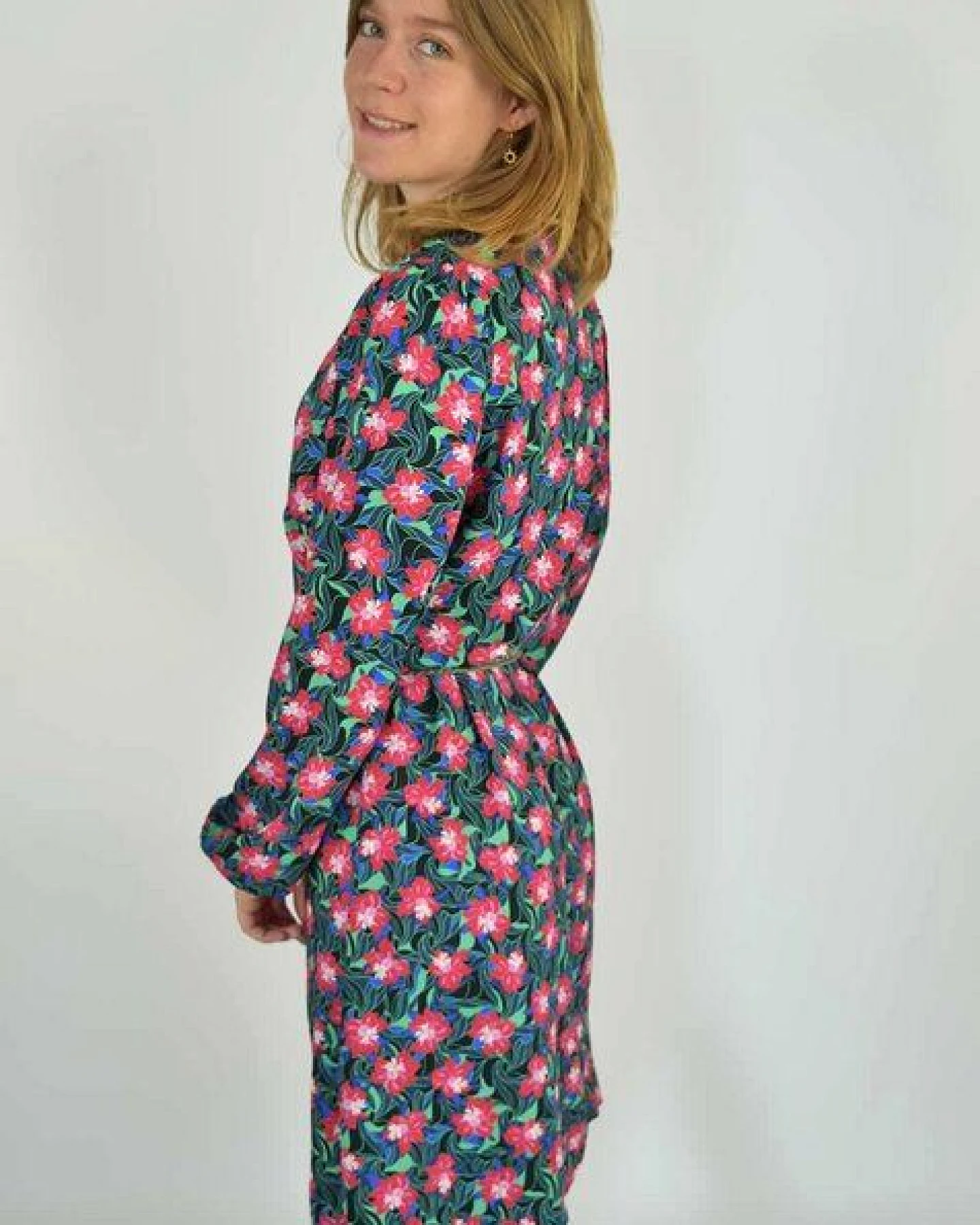 Aatise Kurzes Kleid Zelda, 100 % Ecovero, Bischofsärmel, – Ansicht 2
