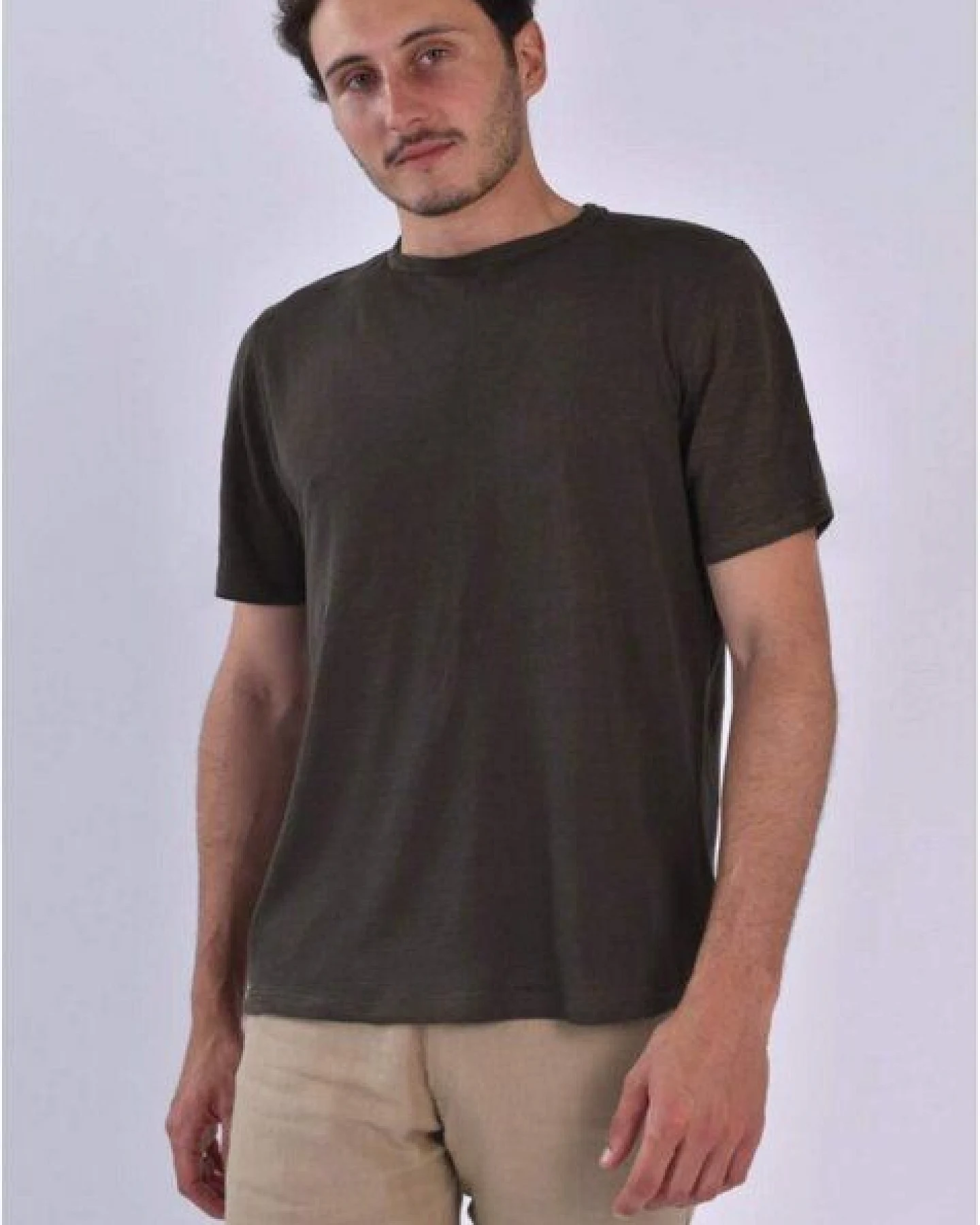 Aatise Zokka Herren T-Shirt aus 100% Leinen – Ansicht 2