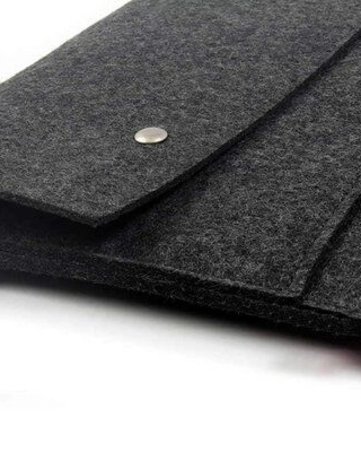 Pack & Smooch MacBook Air 15 Sleeve, MacBook Air 15 Hülle aus Wollfilz und pflanzlich gegerbtem Leder aus Italien – Ansicht 3