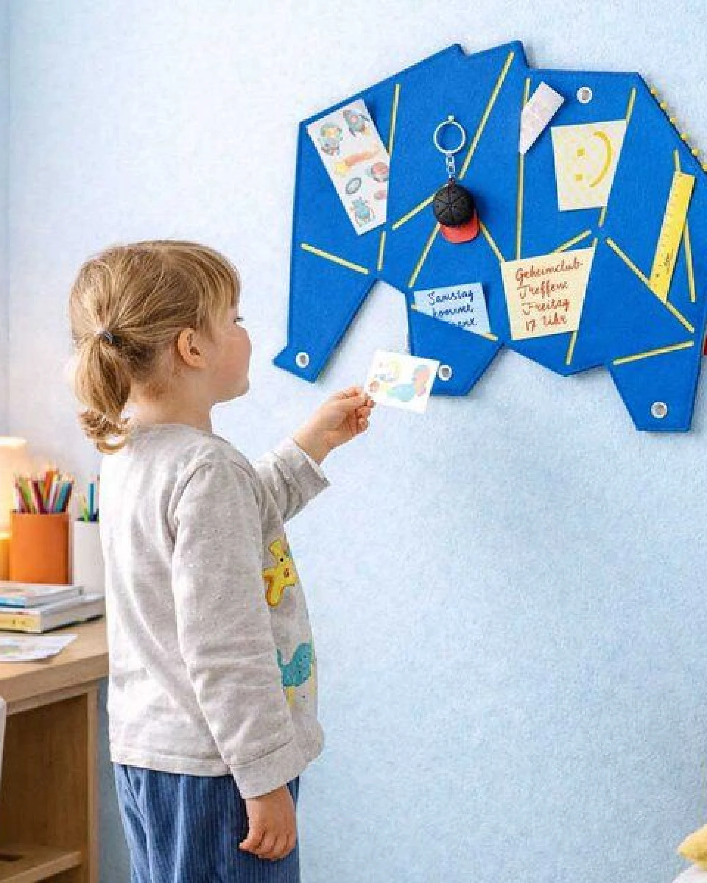 Elefanten-Pinnwand zum Stecken & Pinnen für Kinderzimmer von RÅVARE (ELE) – Ansicht 2