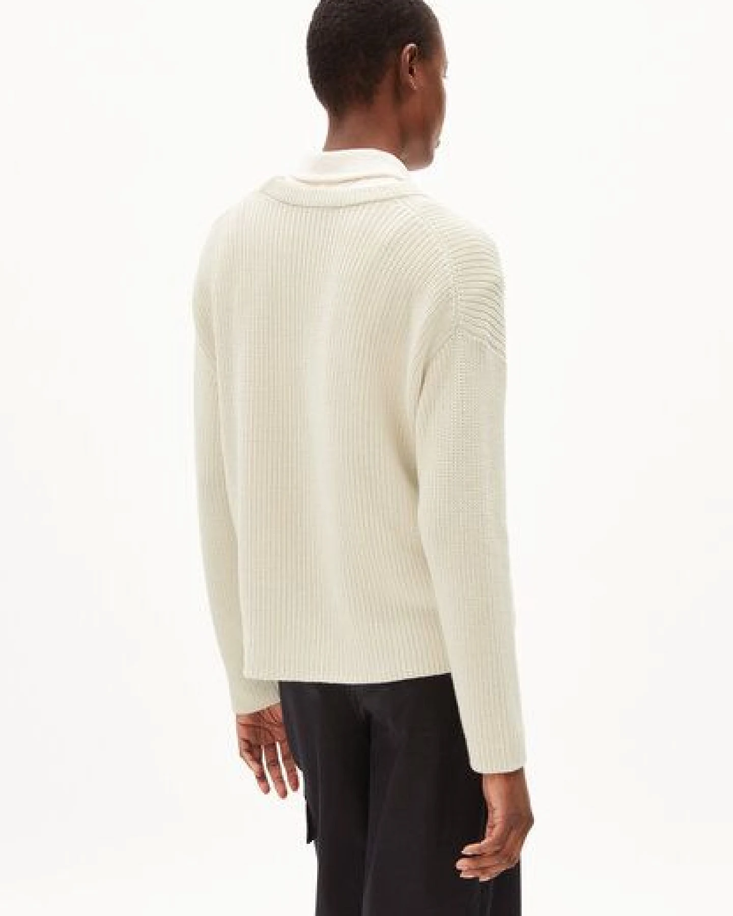ARMEDANGELS NURIAAS - Damen Pullover Loose Fit aus Bio-Baumwolle – Ansicht 2