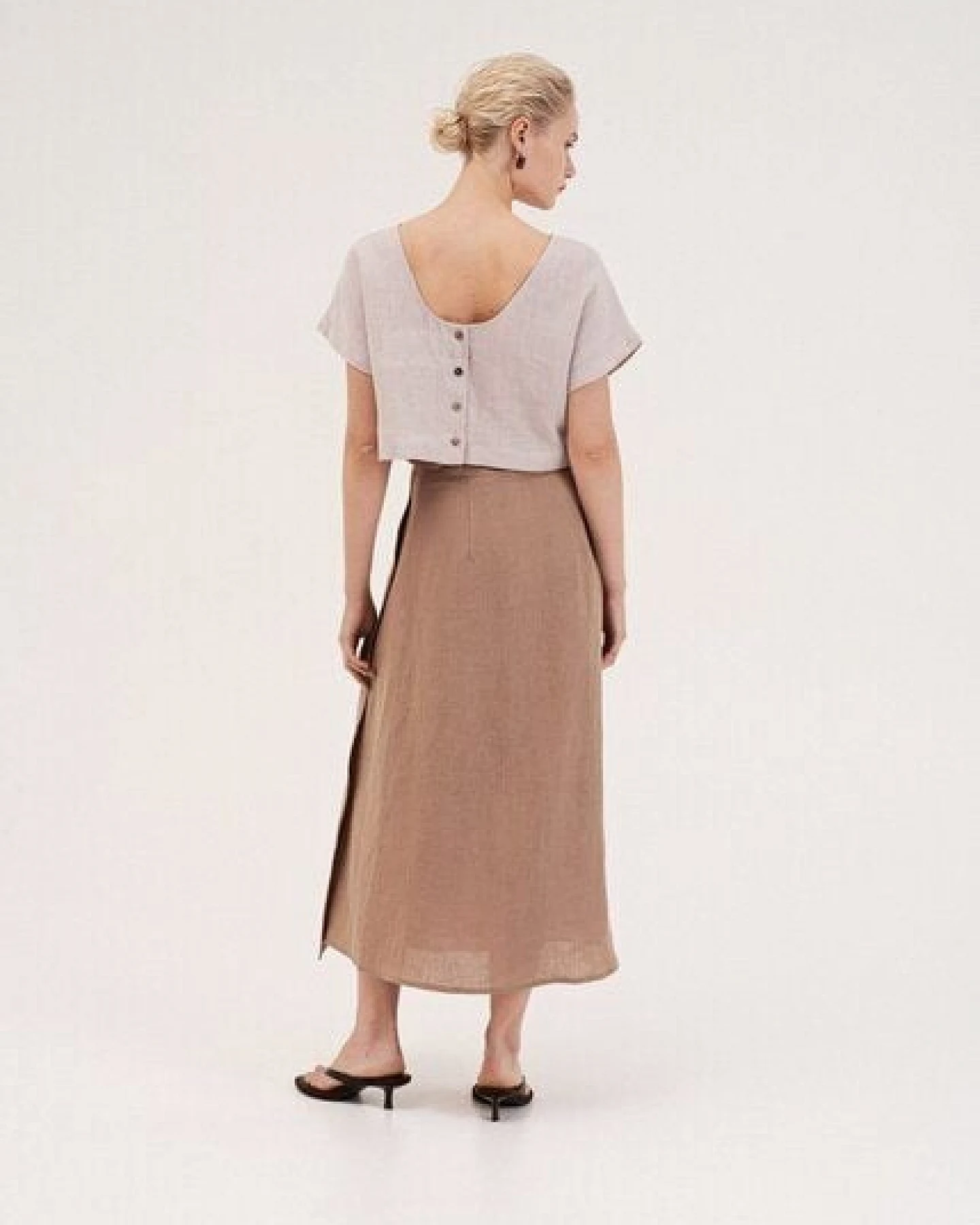 AmourLinen Leinen-Crop-Top mit Knöpfen LISA – Ansicht 3