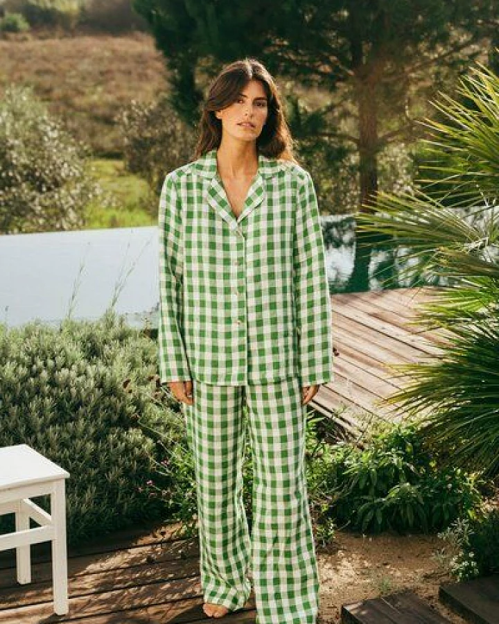 Grün