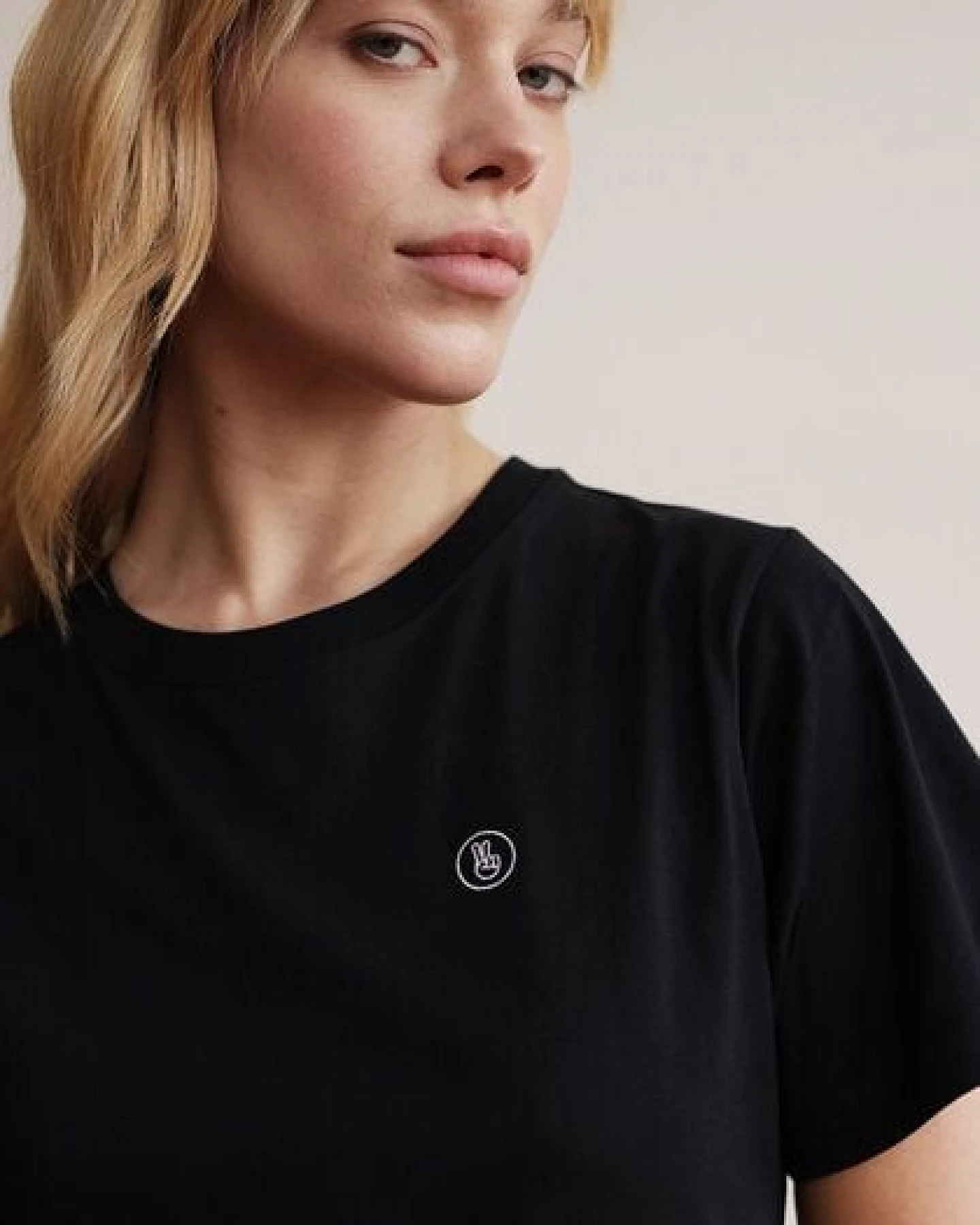 HAFENDIEB Peace T-Shirt Kleid – Ansicht 4