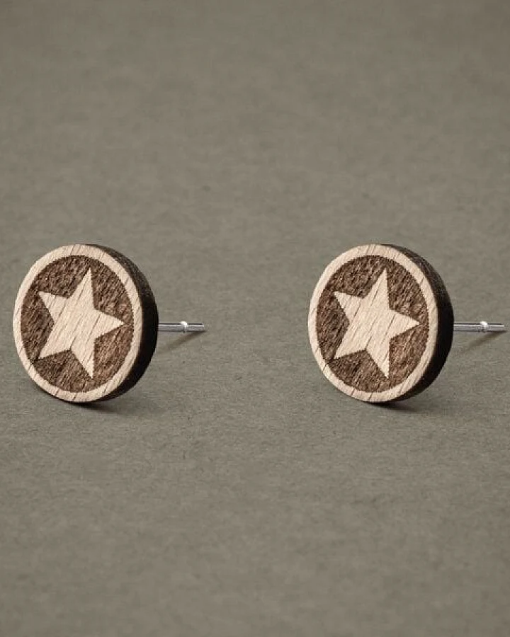 feinformart Ohrstecker / Ohrring aus Holz - Stern dunkel - 9mm
