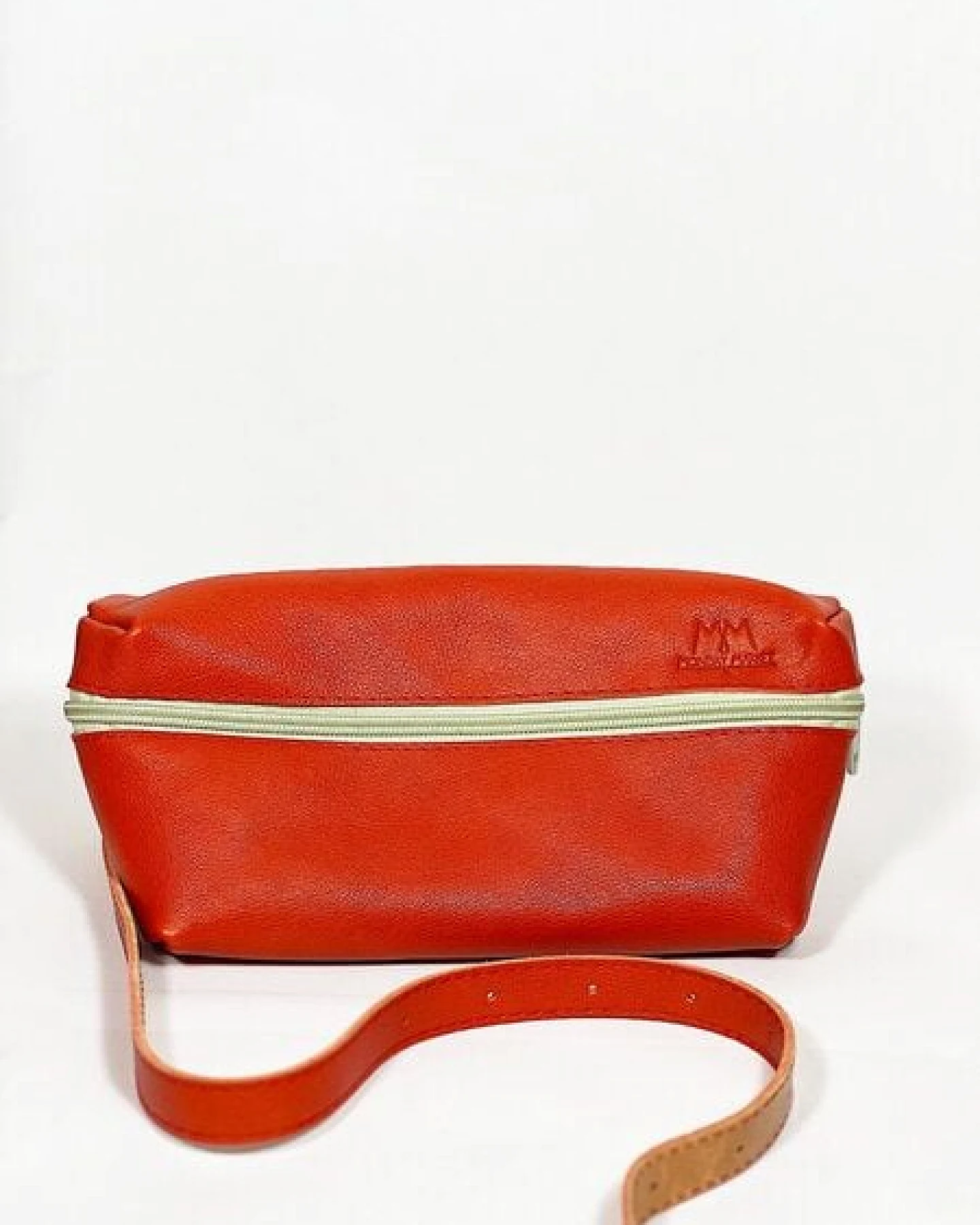 monday market Bauchtasche Luca aus pflanzlich gegerbtem Büffel-Leder – Ansicht 3