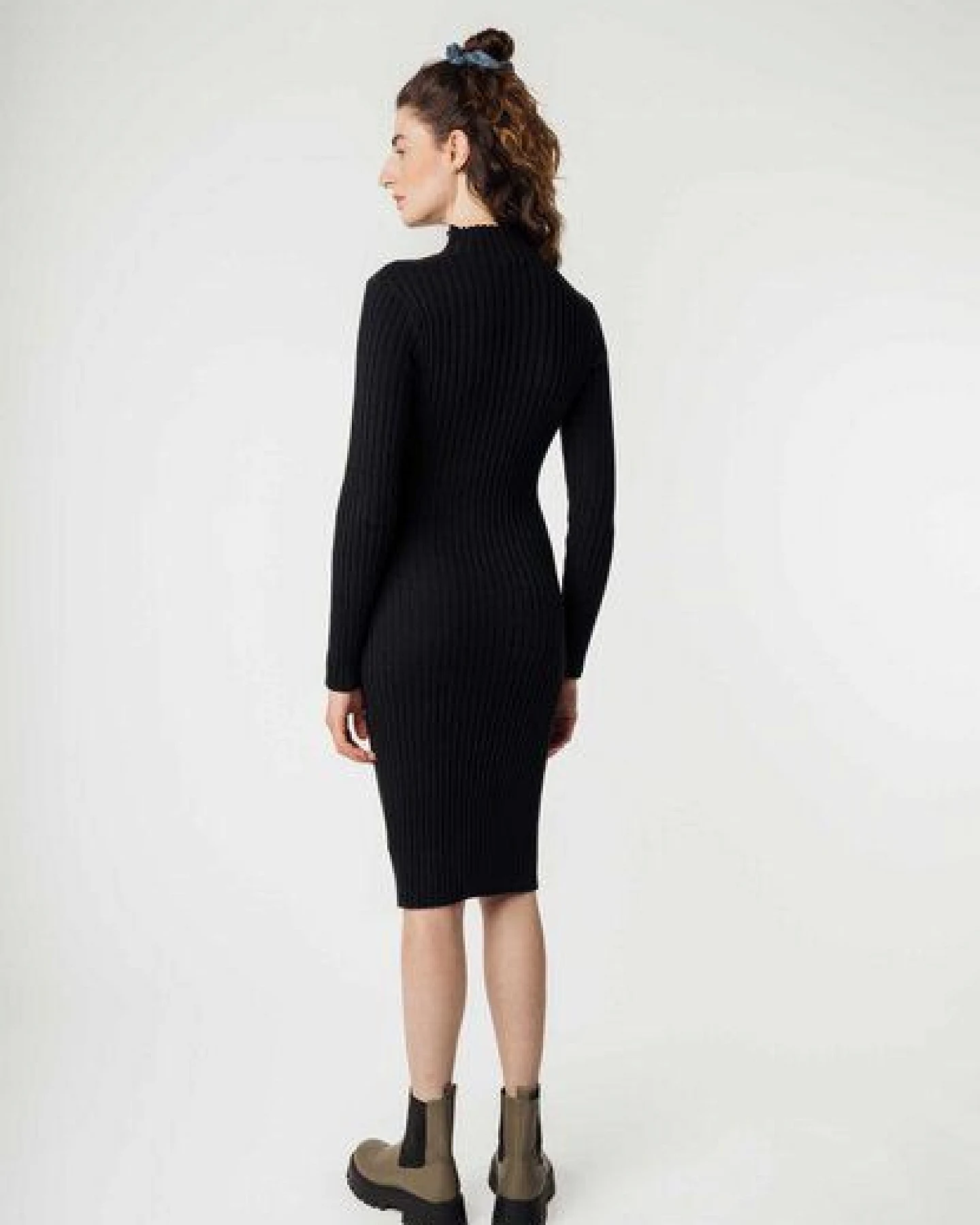 Rippstrickkleid SHIVANI – Ansicht 3