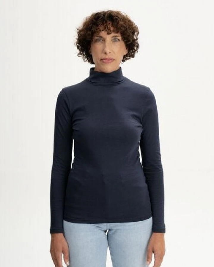 Produktseite: MELA Turtleneck Shirt Style ANCHAL aus 100% Bio-Baumwolle