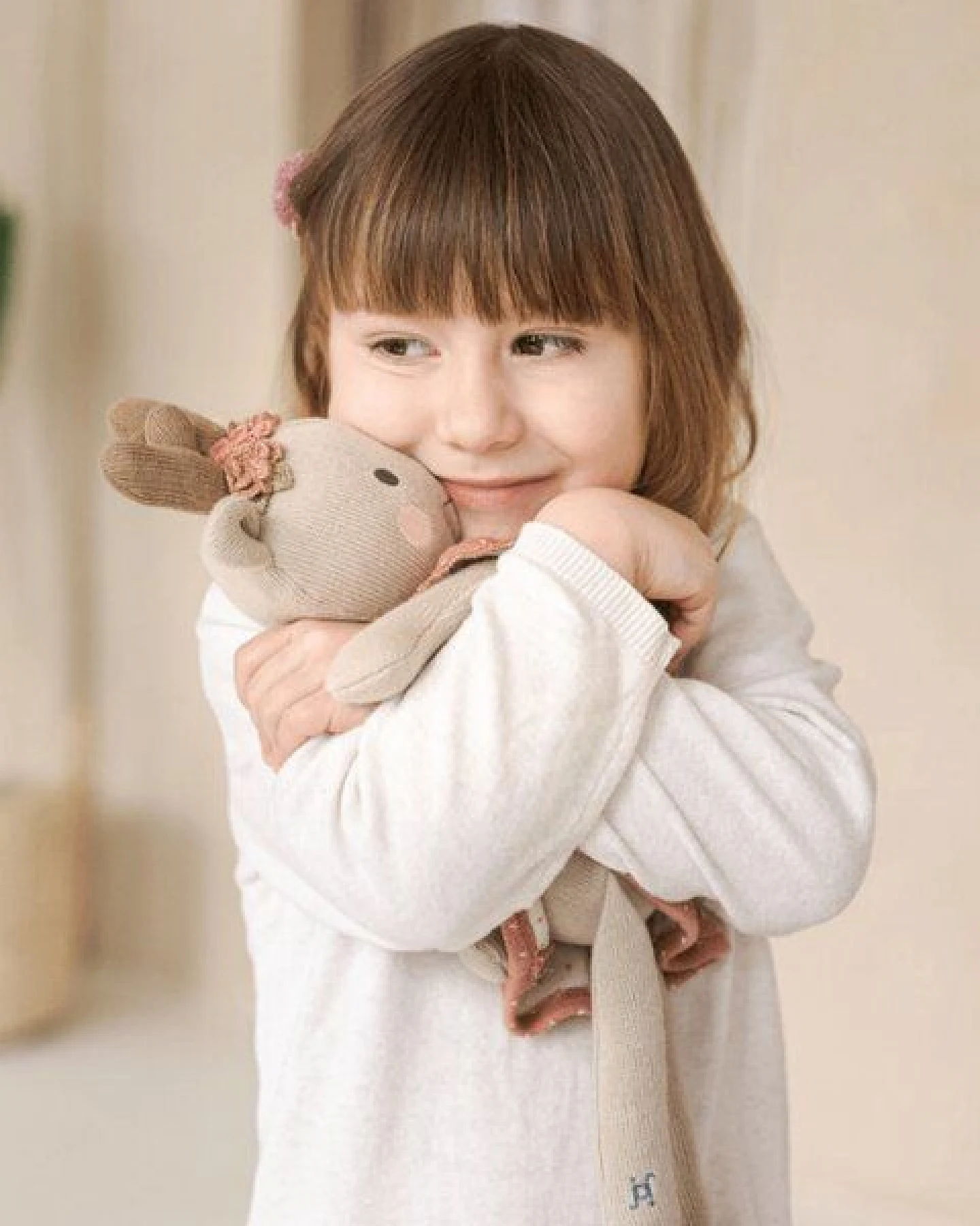junikind Nachhaltiges Kuscheltier "Reh Tilla", Baumwolle (Bio), 40 cm – Ansicht 3